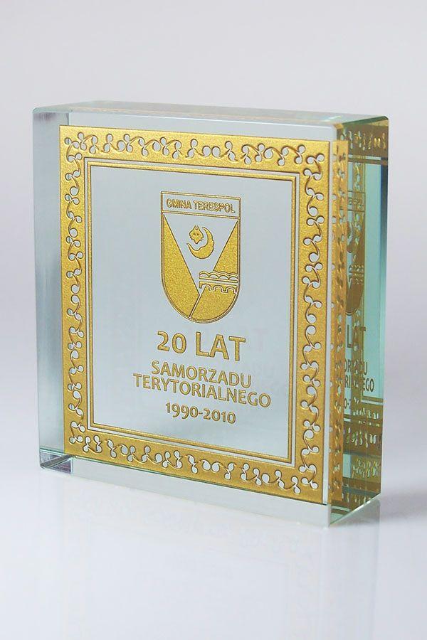 Glass award -  GLA1633