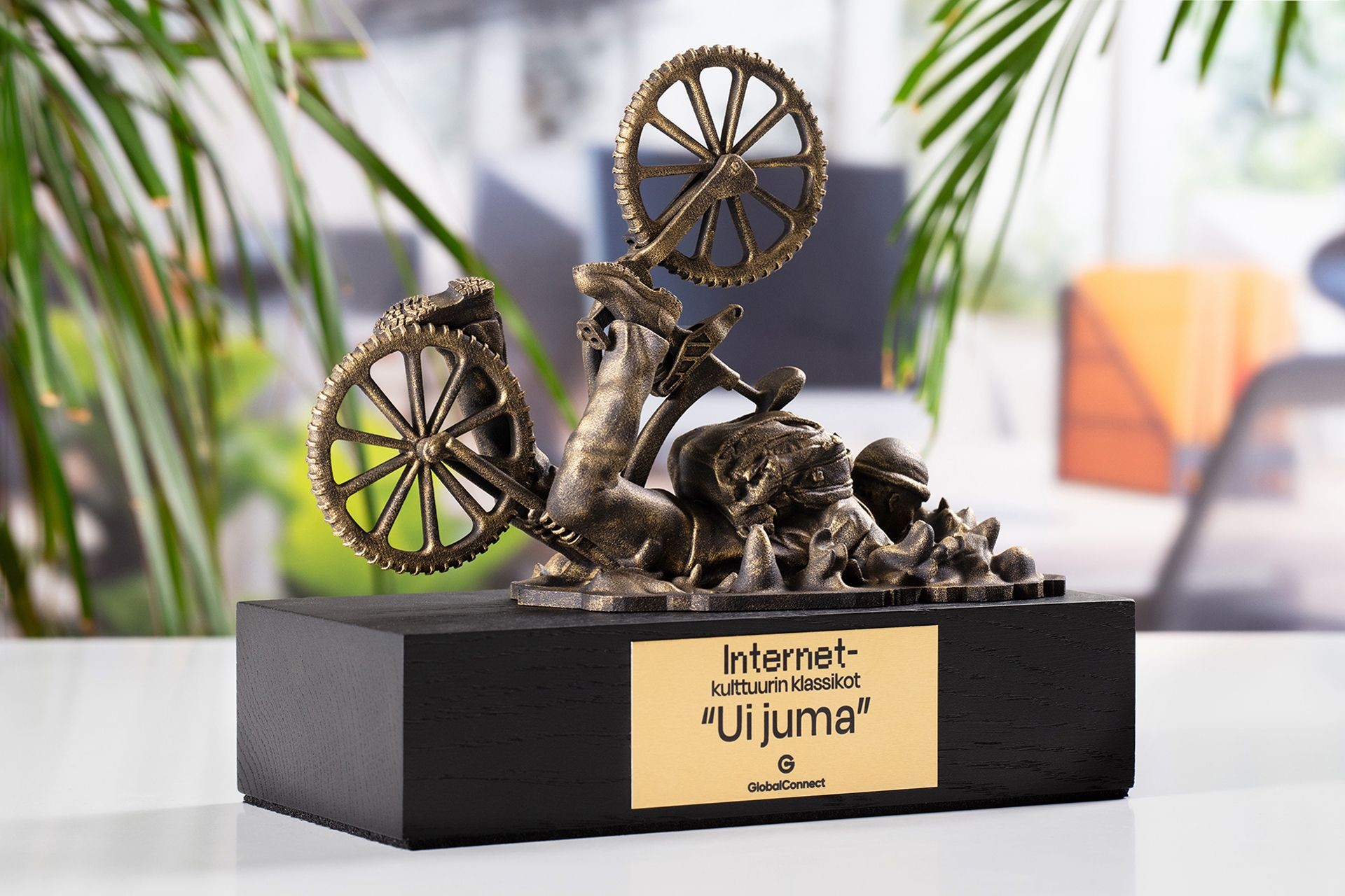 Glasso custom award