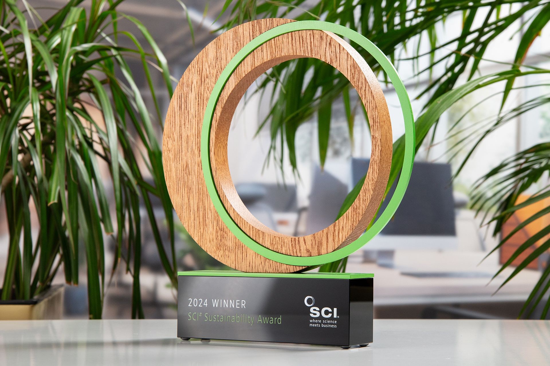 Glasso custom award