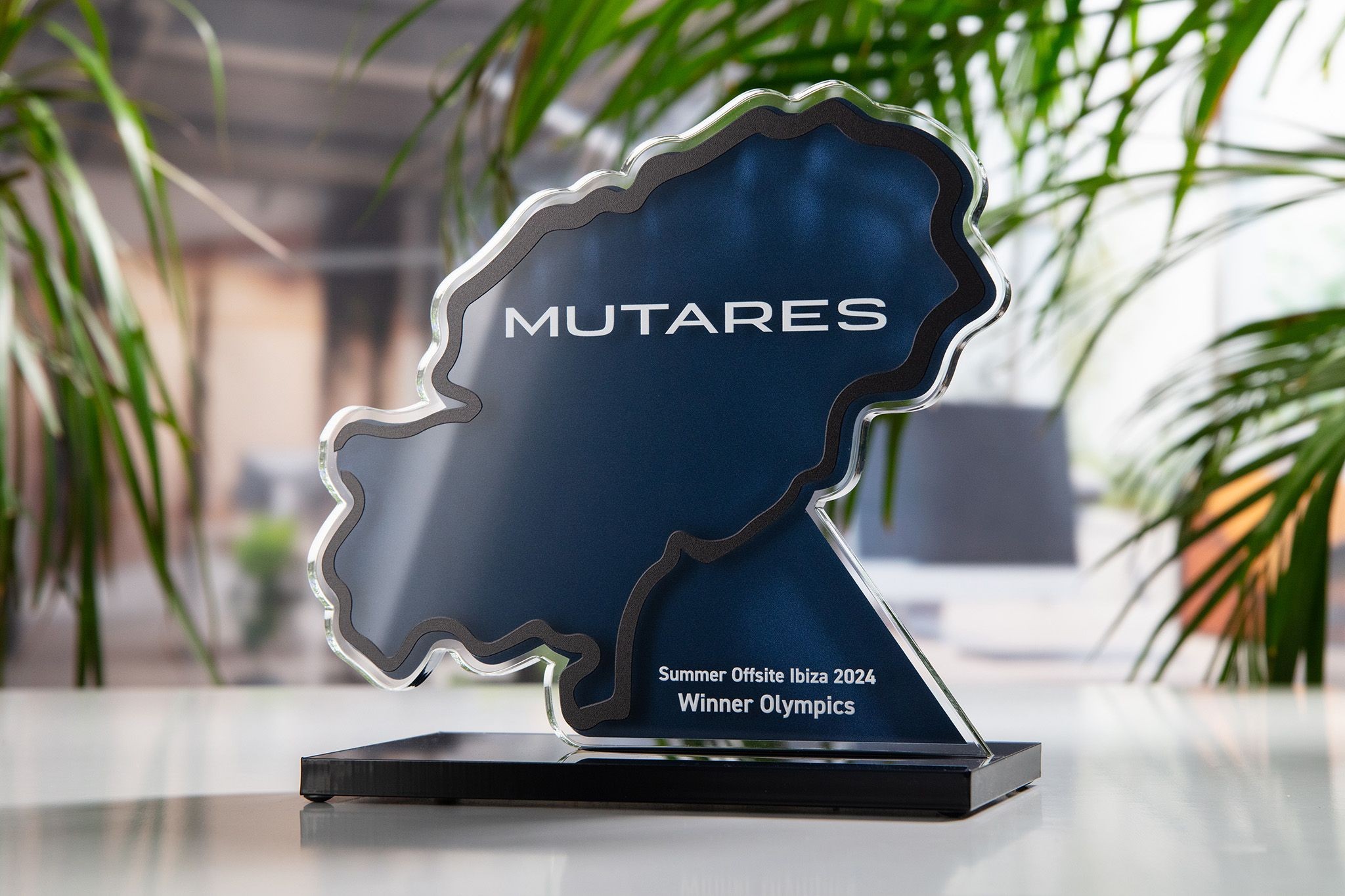 Glasso custom award