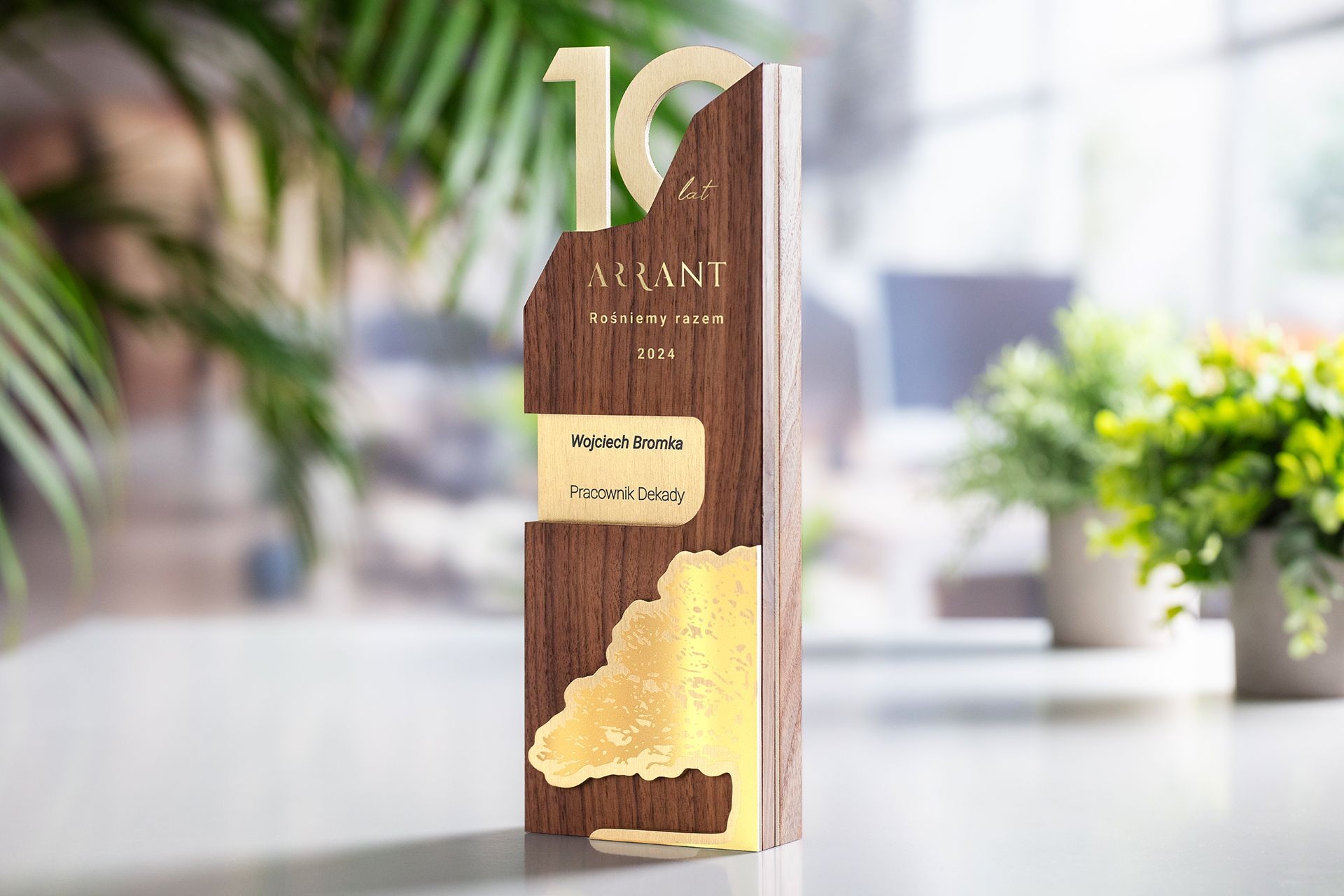 Glasso custom award