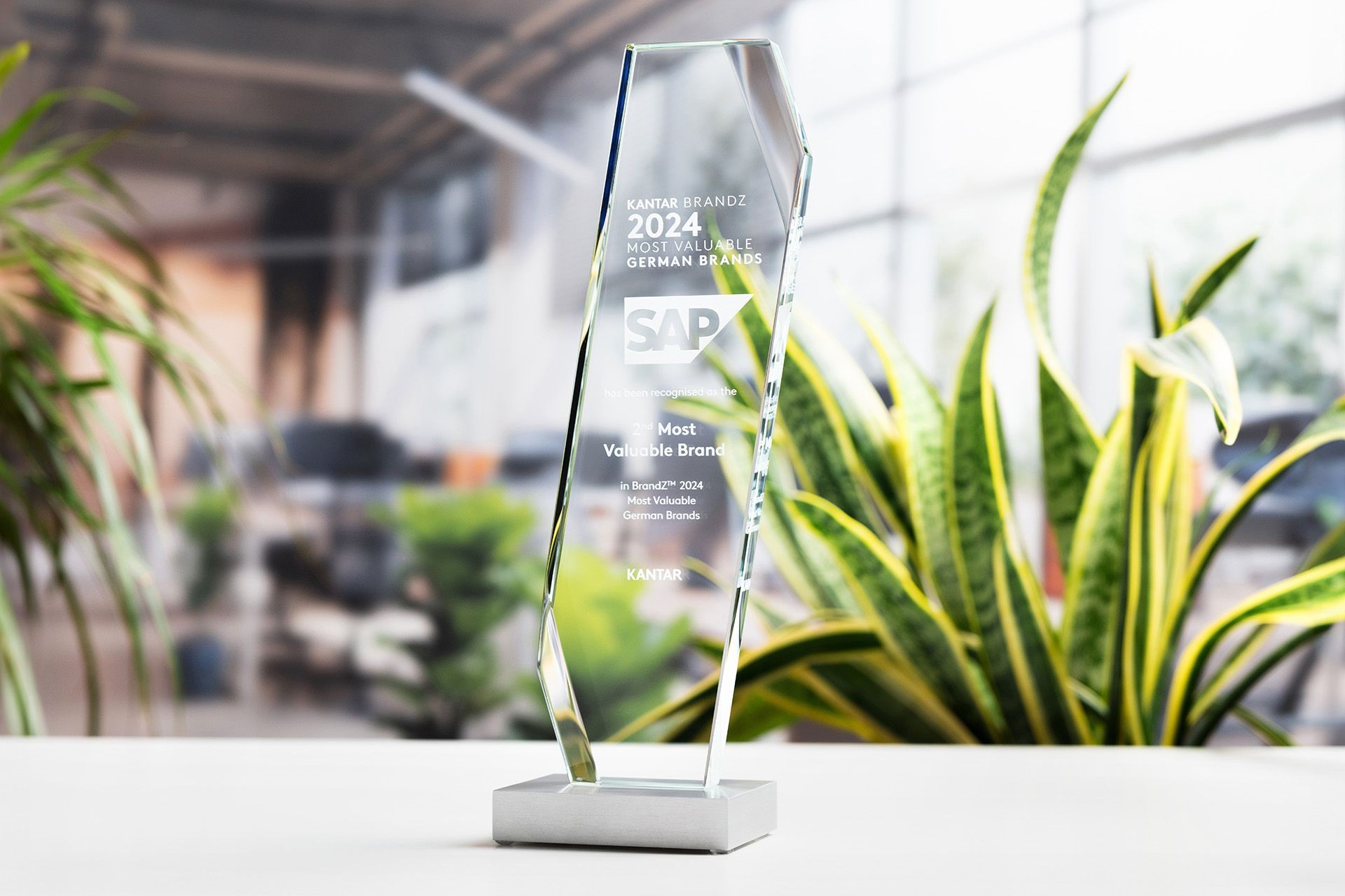 Glasso custom award
