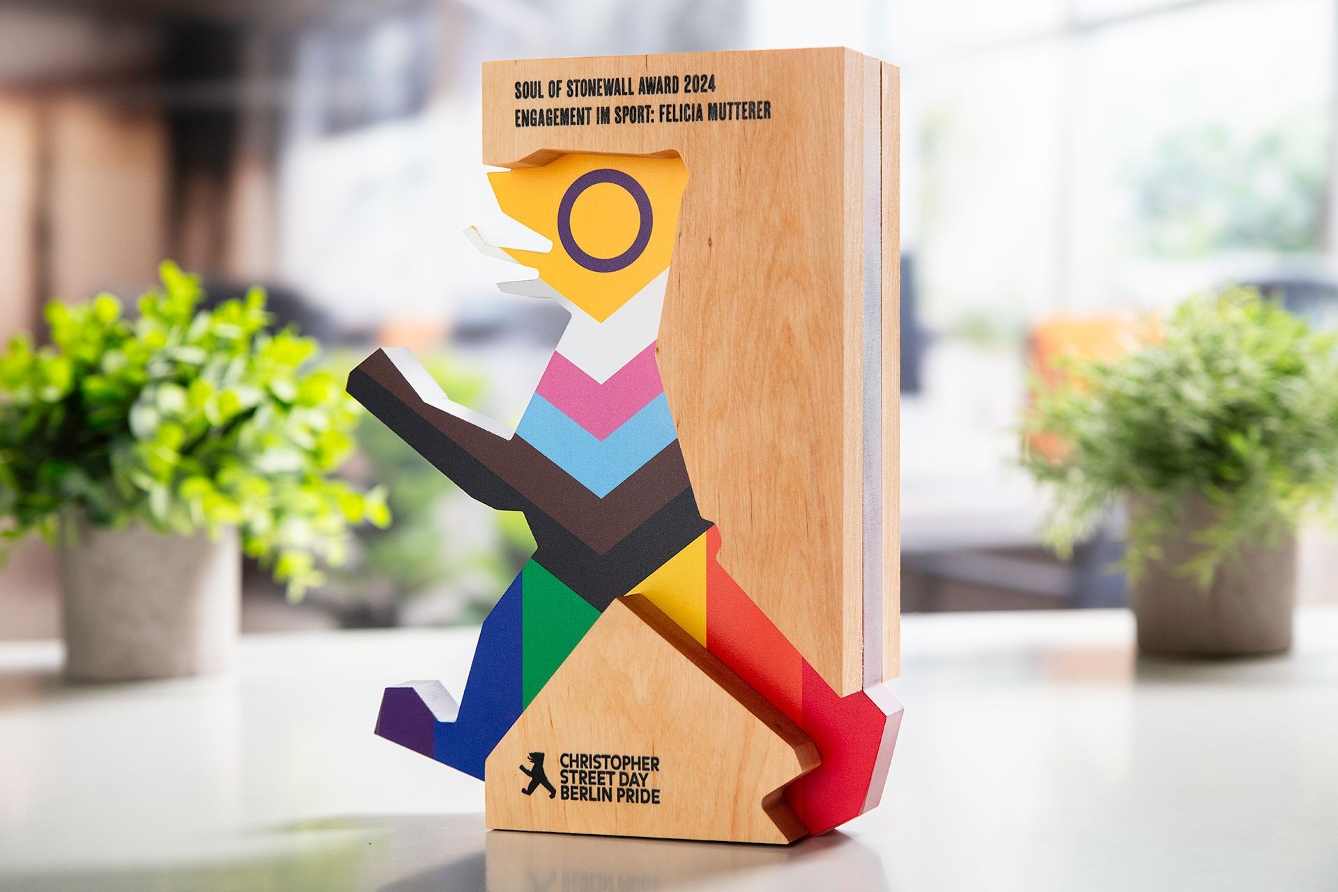 Glasso custom award