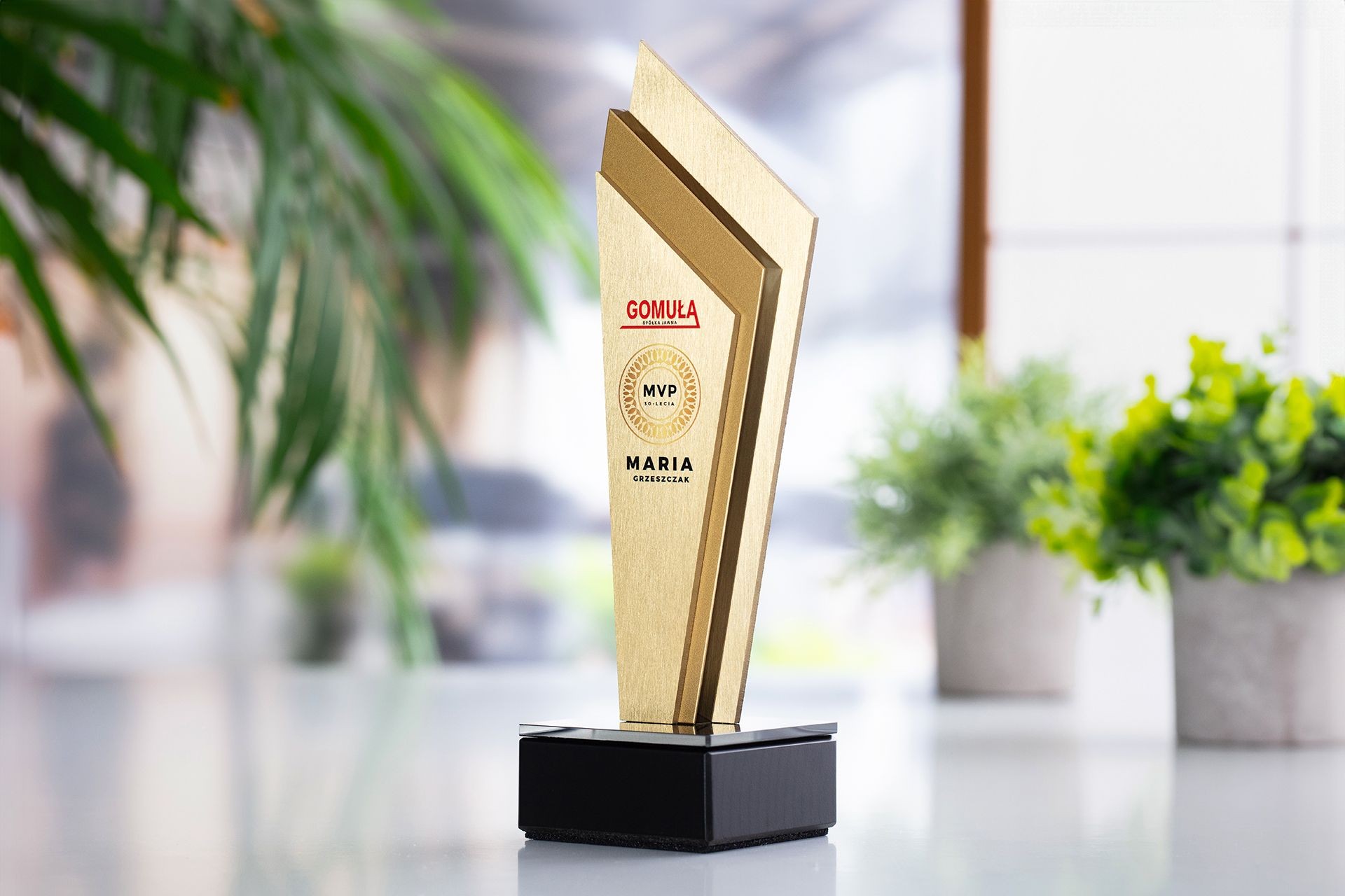 Glasso custom award