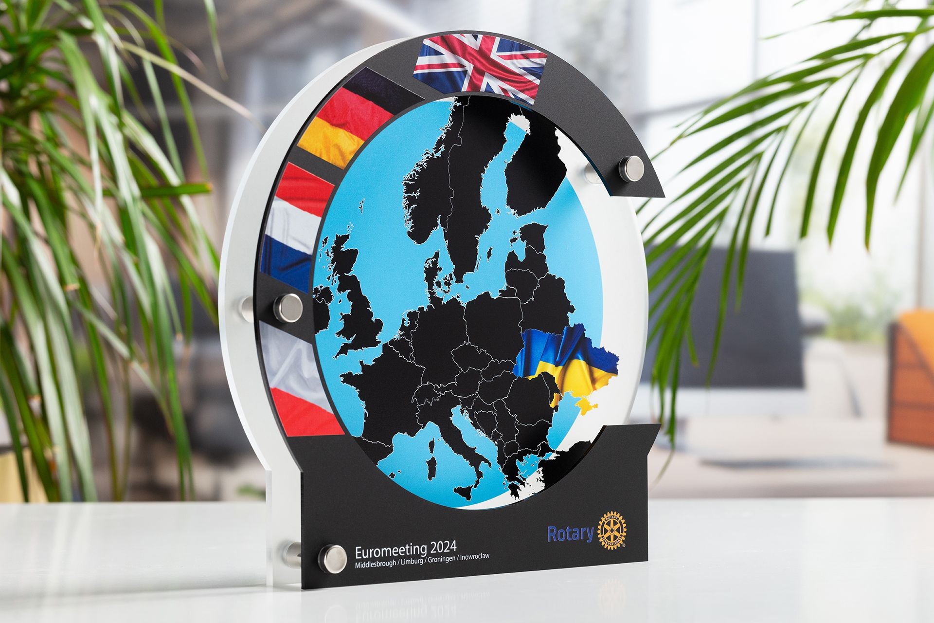 Glasso custom award