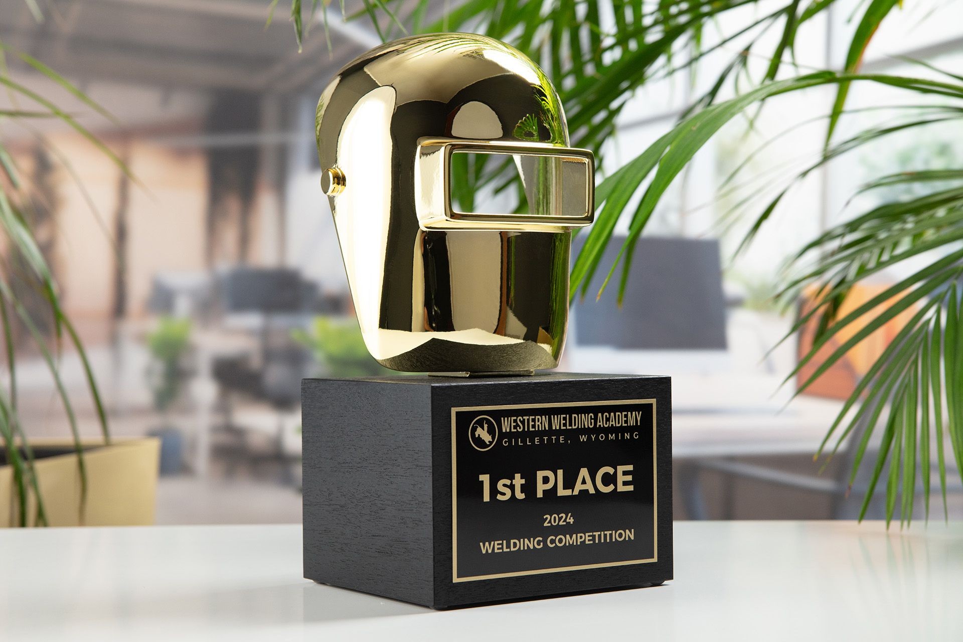 Glasso custom award