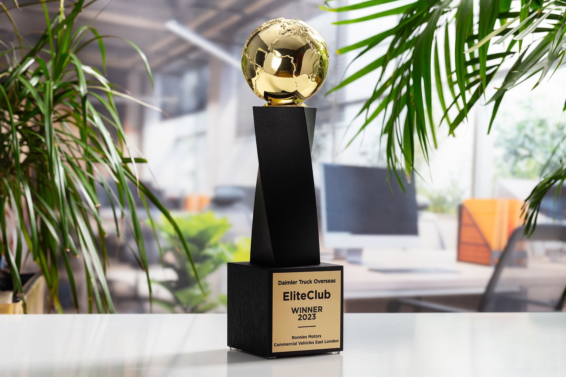 Glasso custom award