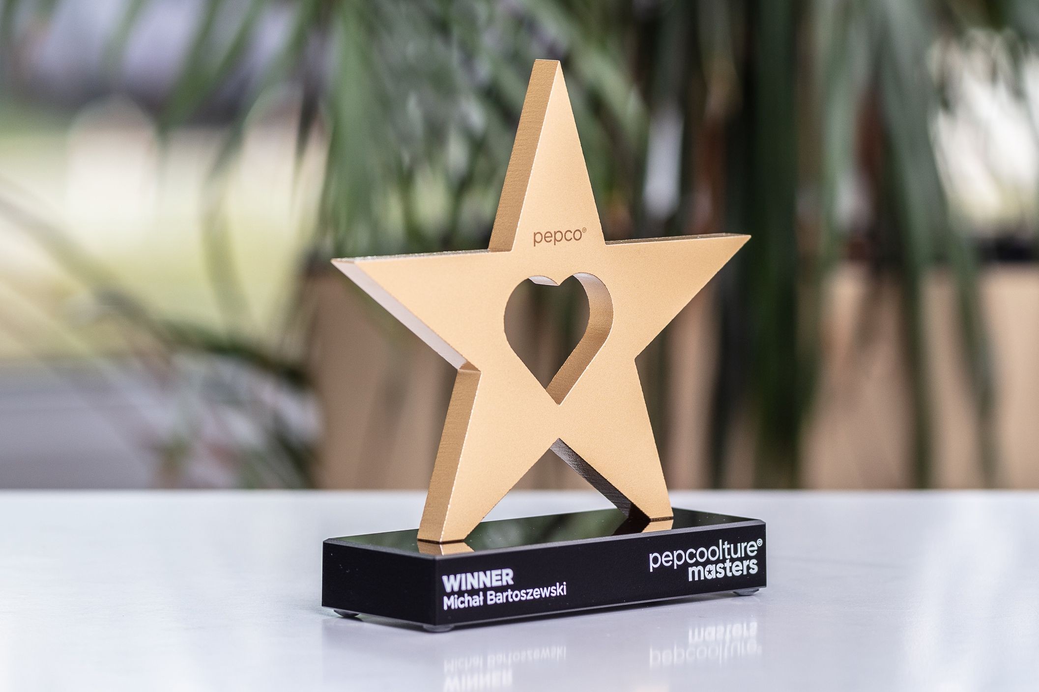 Glasso custom award