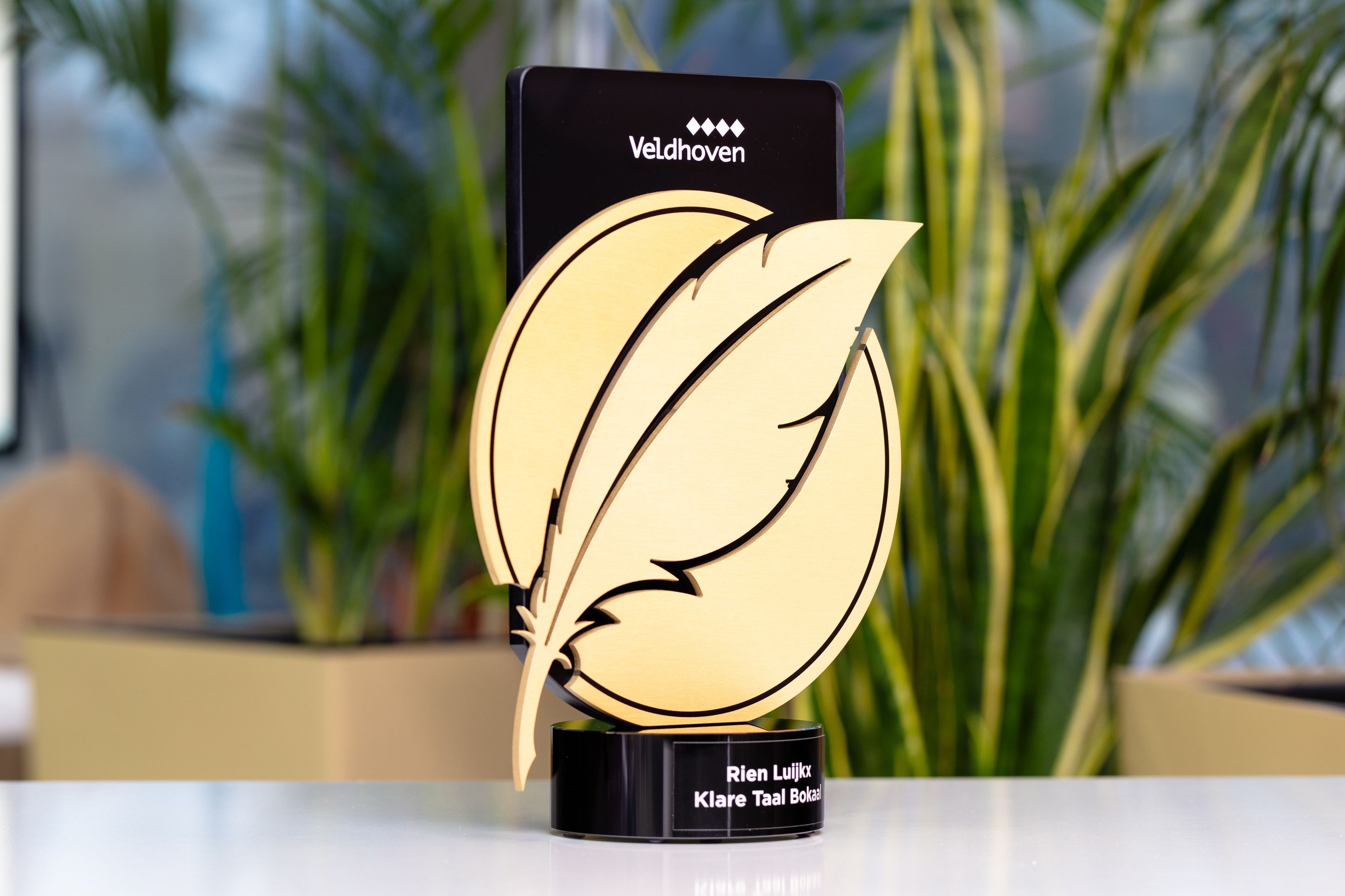 Glasso custom award