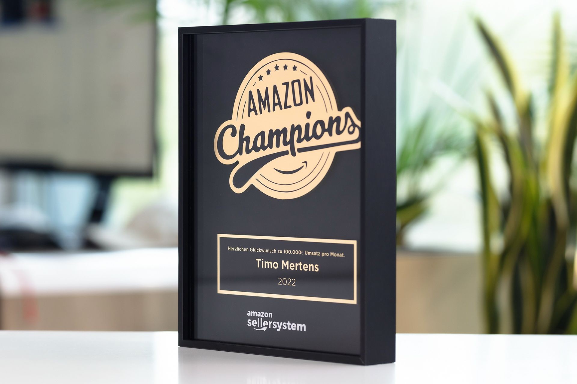Glasso custom award