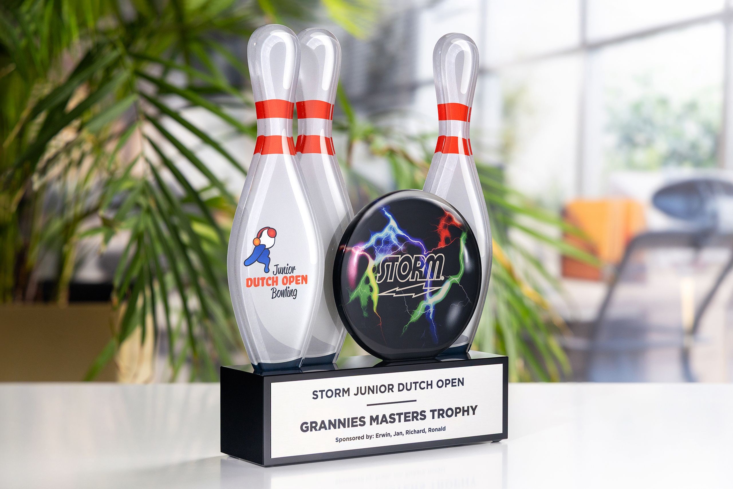 Glasso custom award