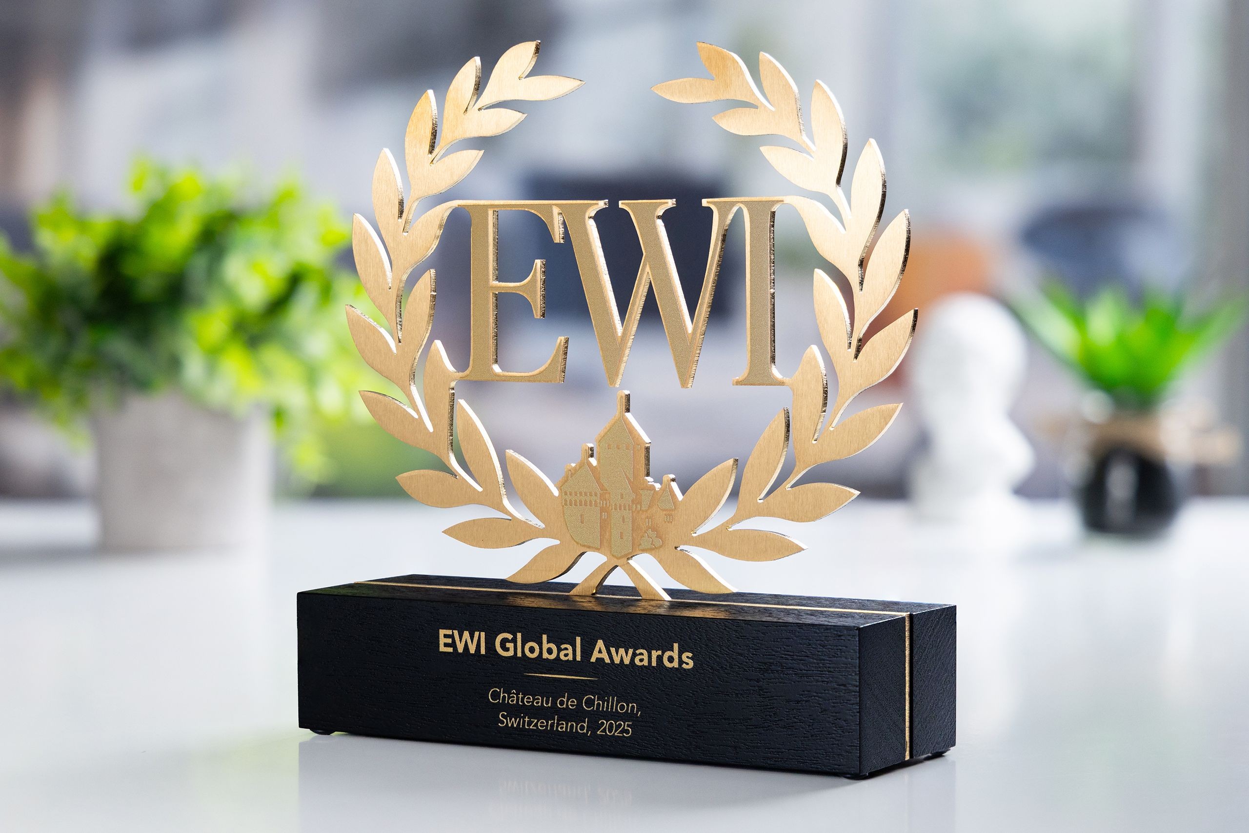 Glasso custom award