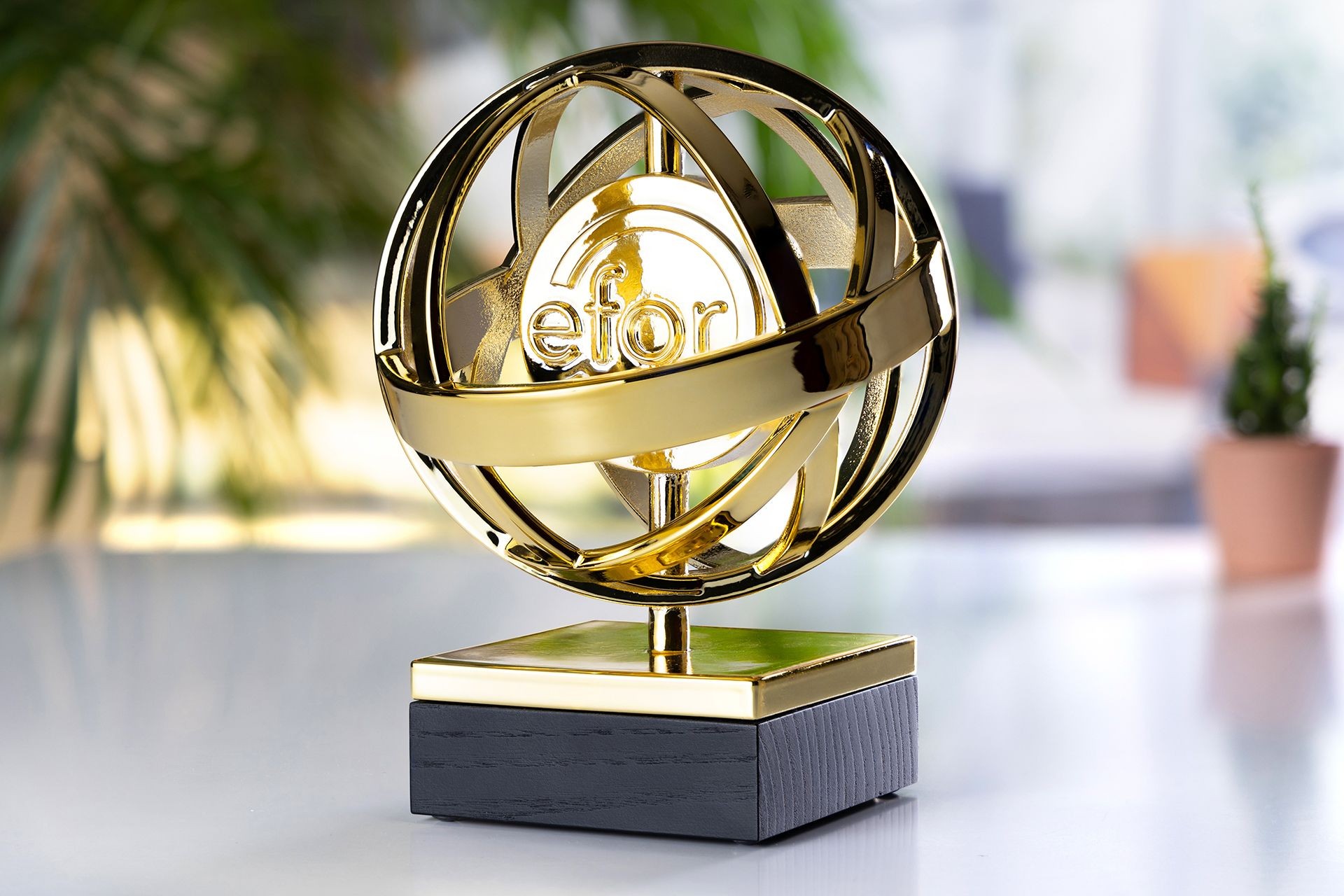 Glasso custom award