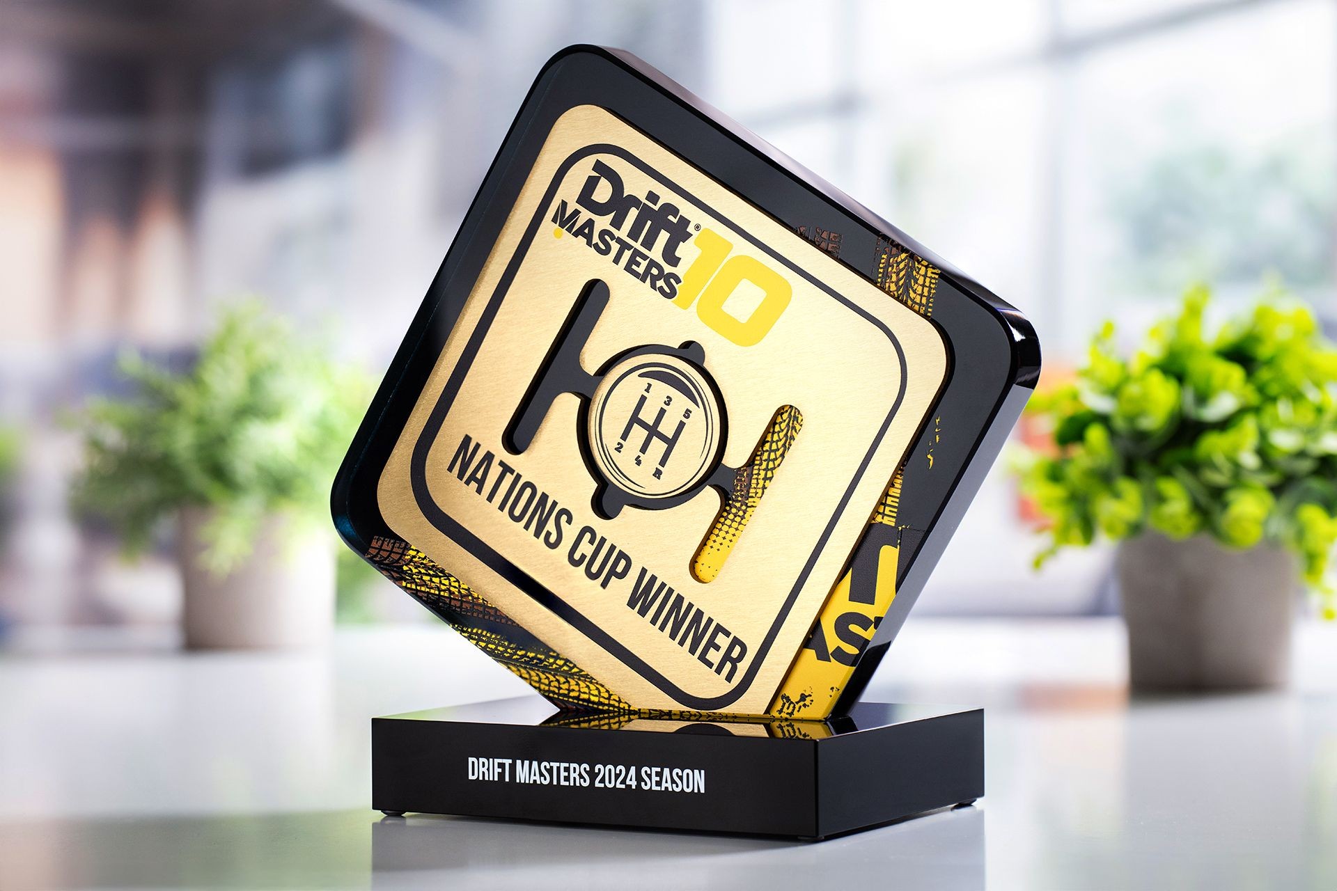 Glasso custom award