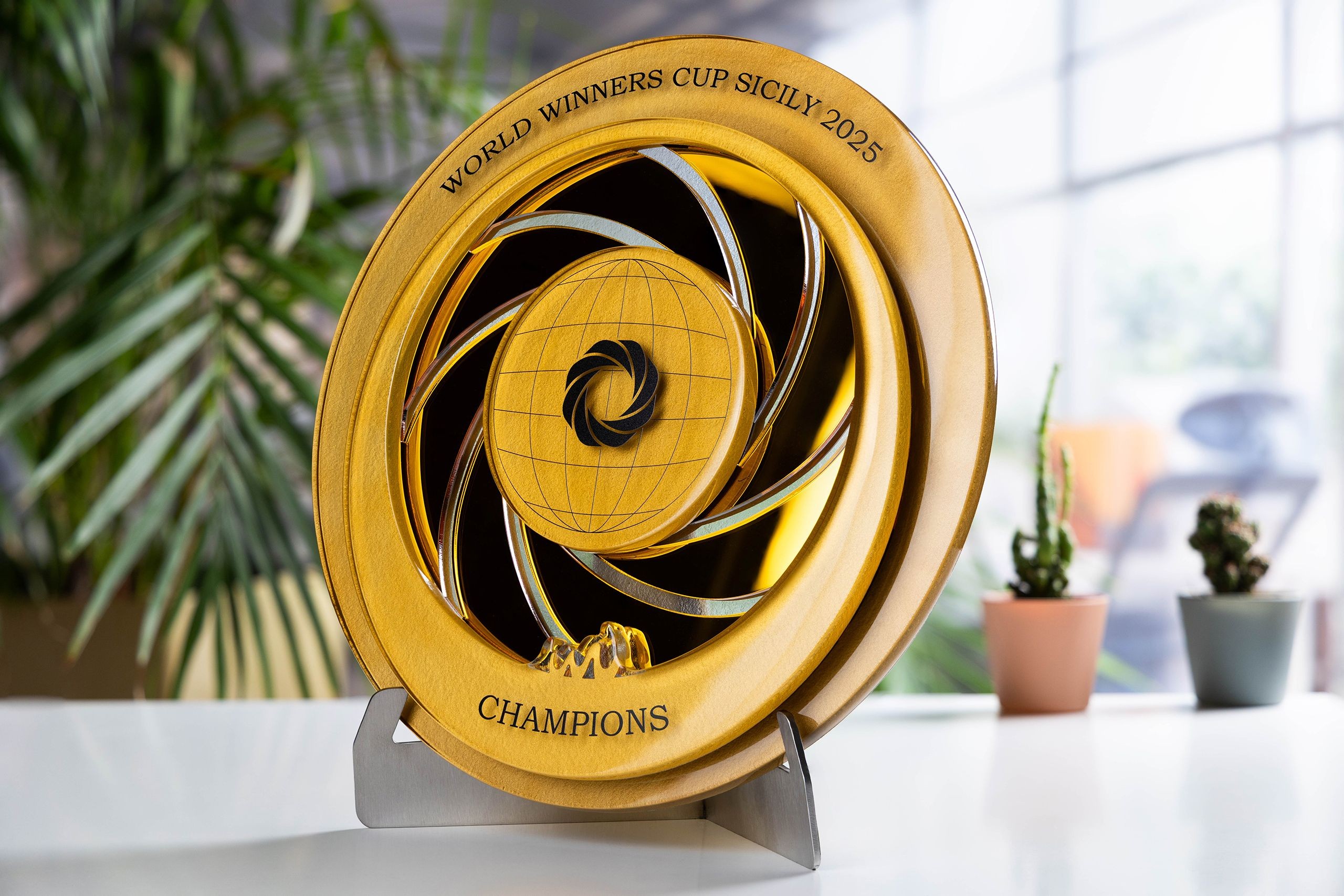 Glasso custom award