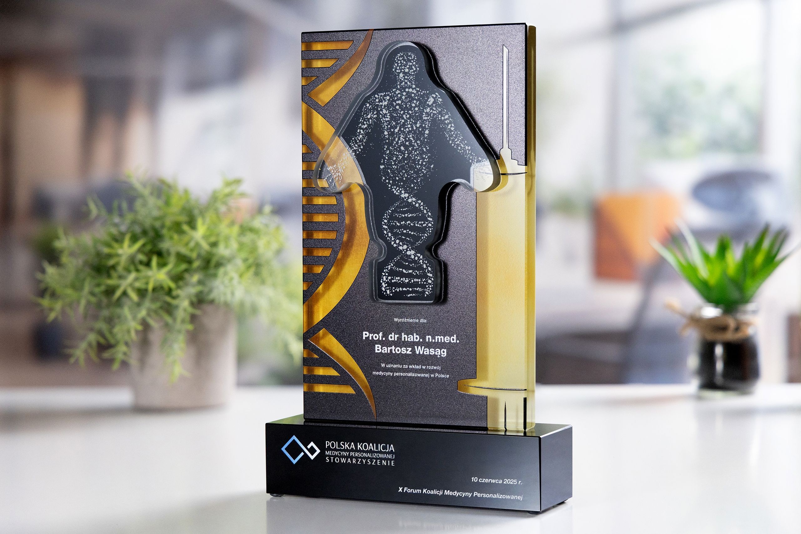 Glasso custom award