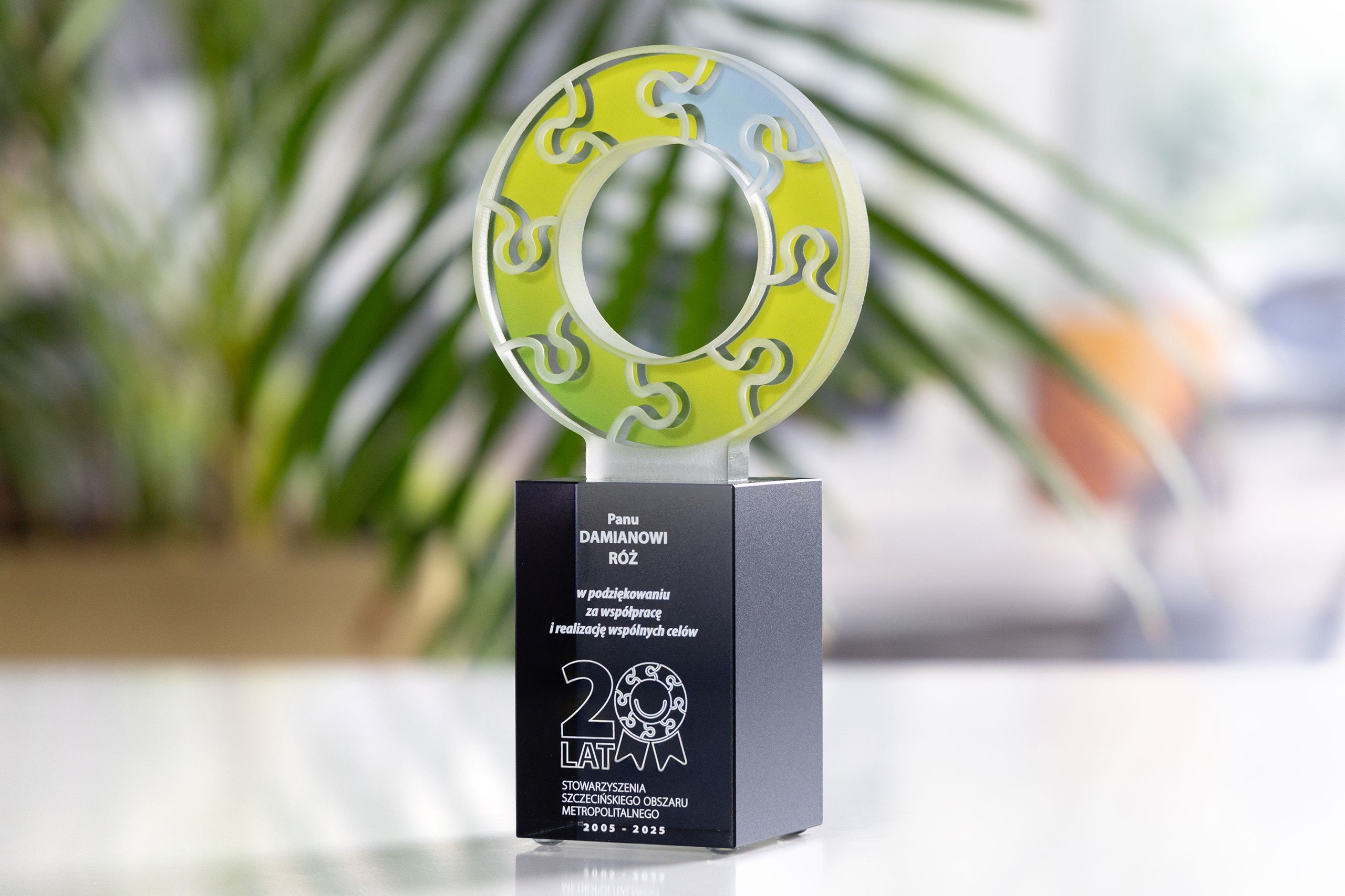 Glasso custom award