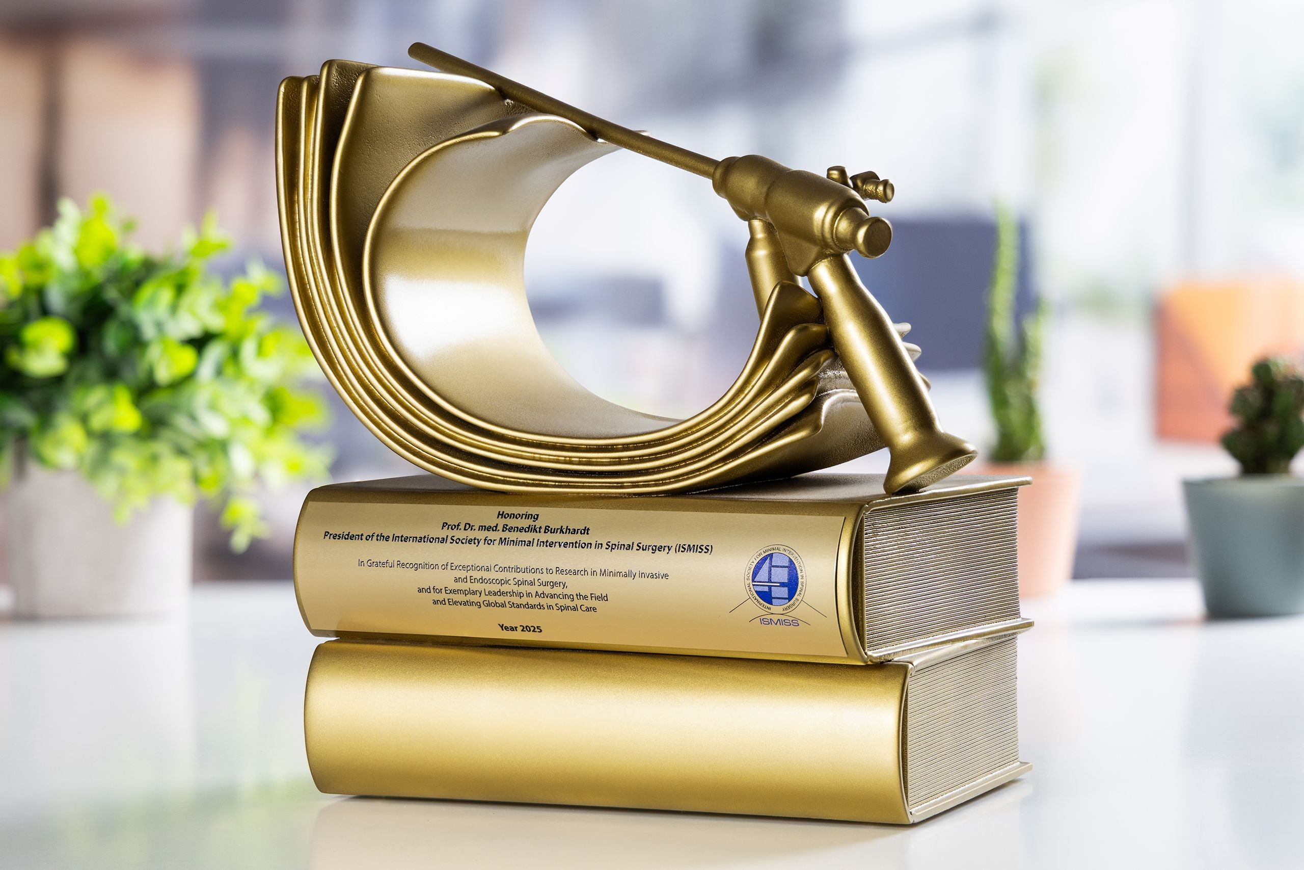 Glasso custom award