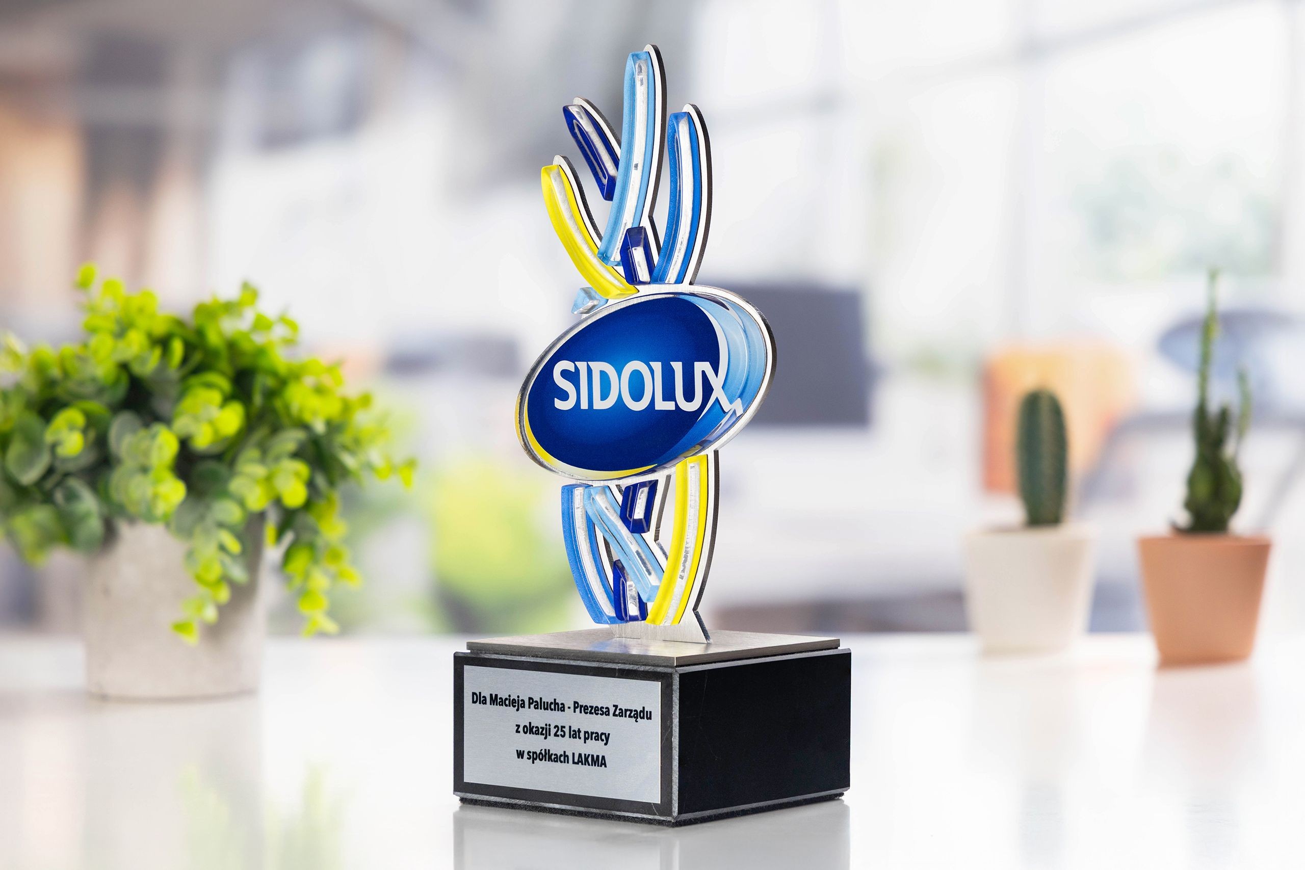 Glasso custom award