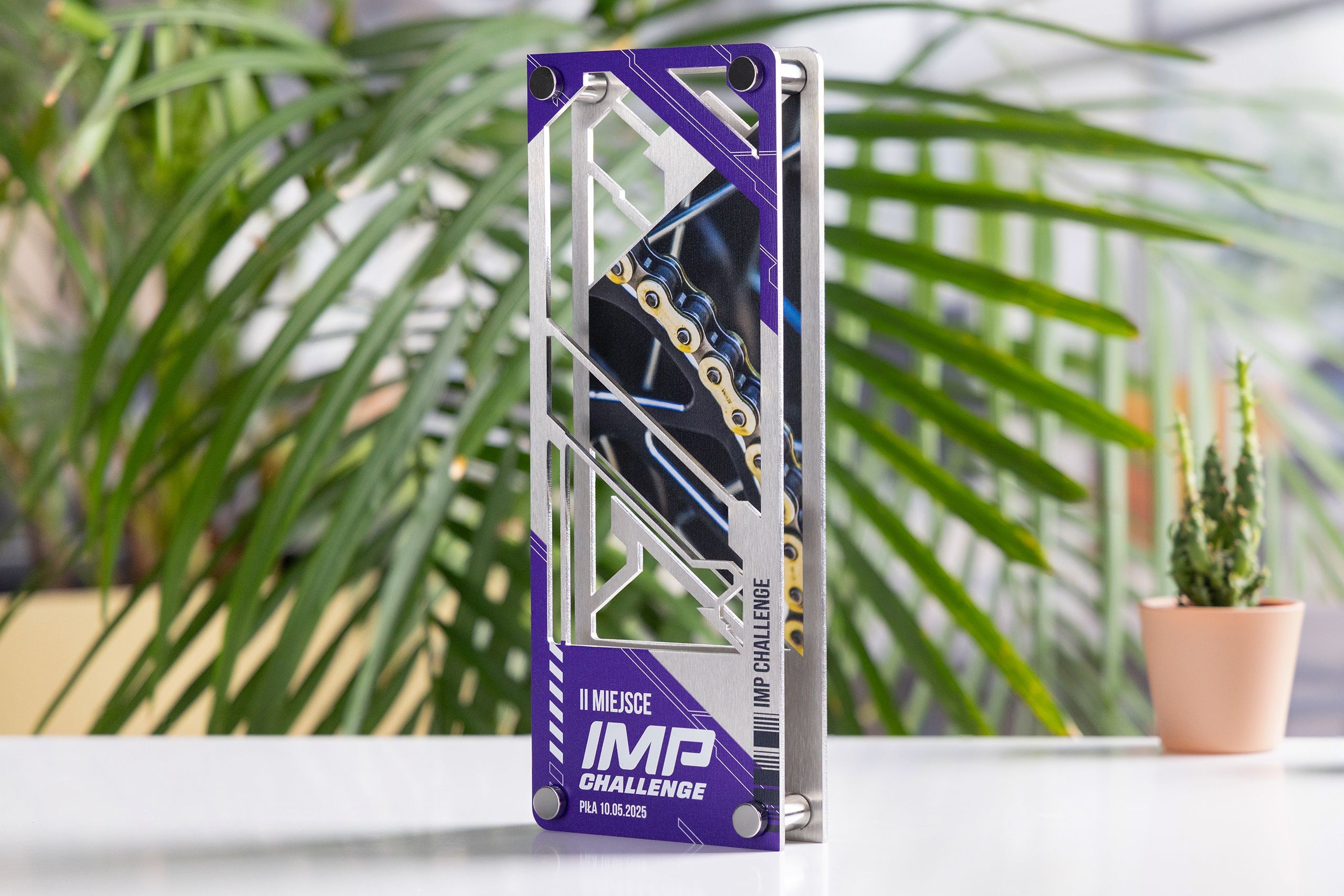 Glasso custom award
