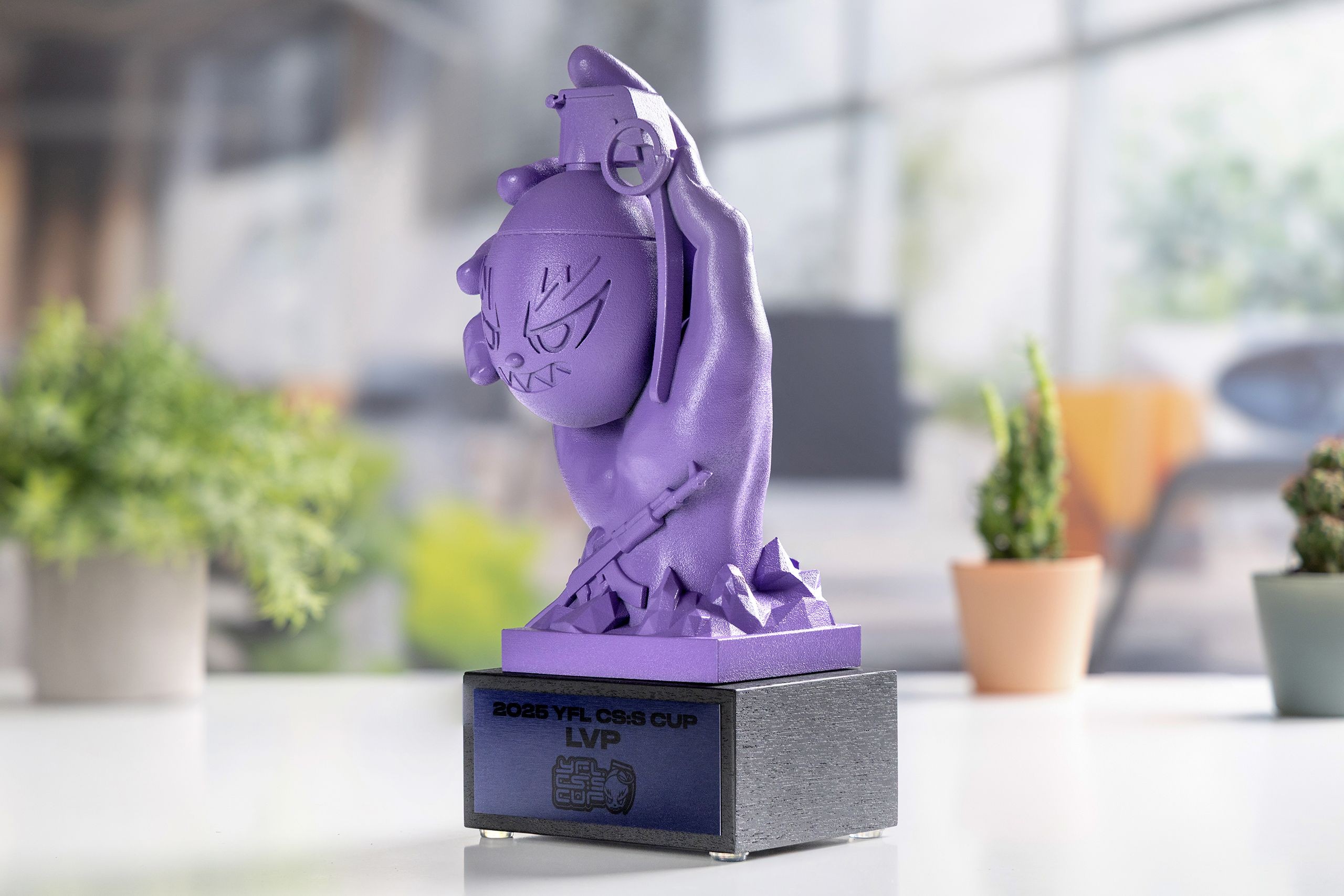 Glasso custom award