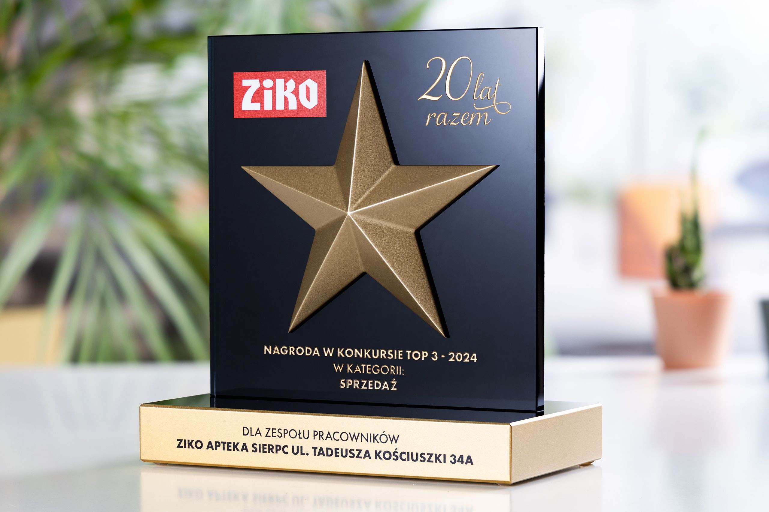 Glasso custom award