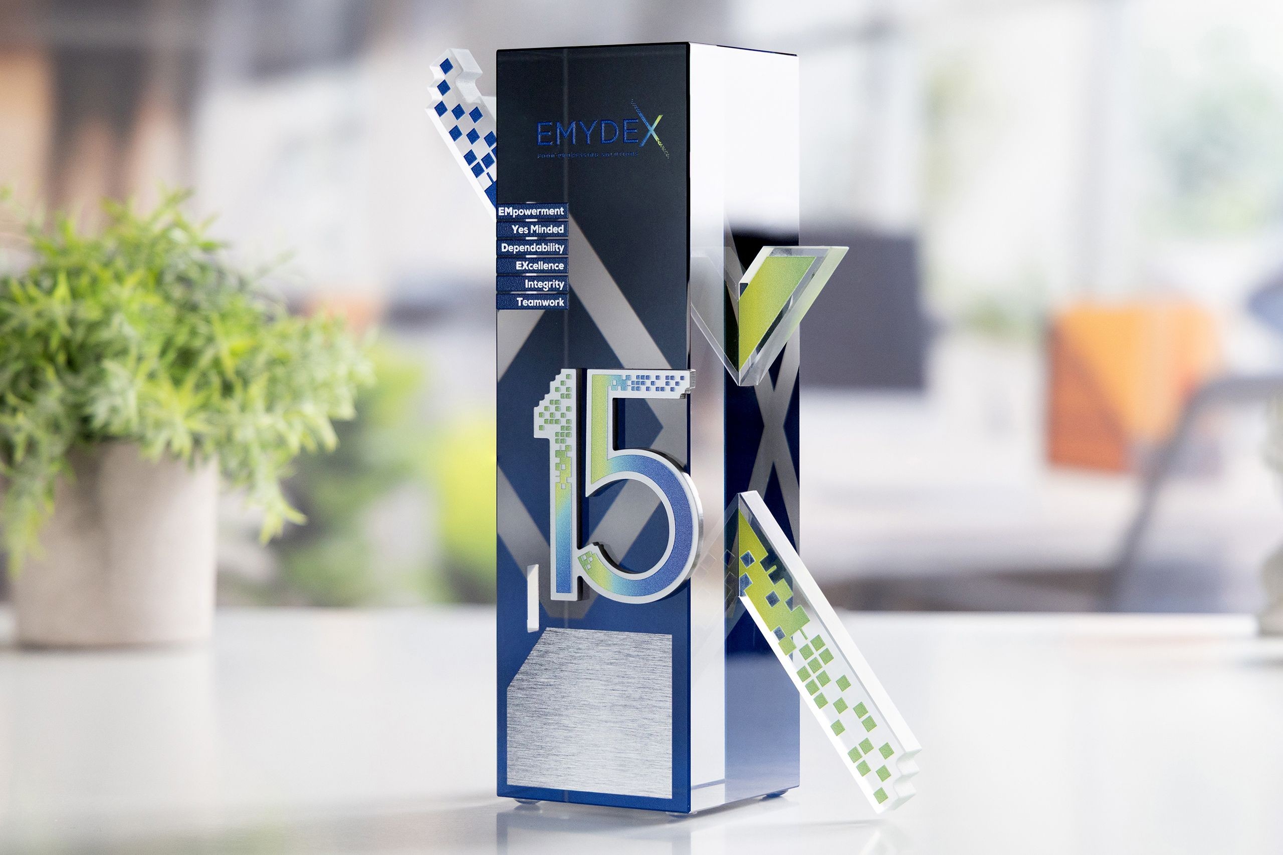 Glasso custom award