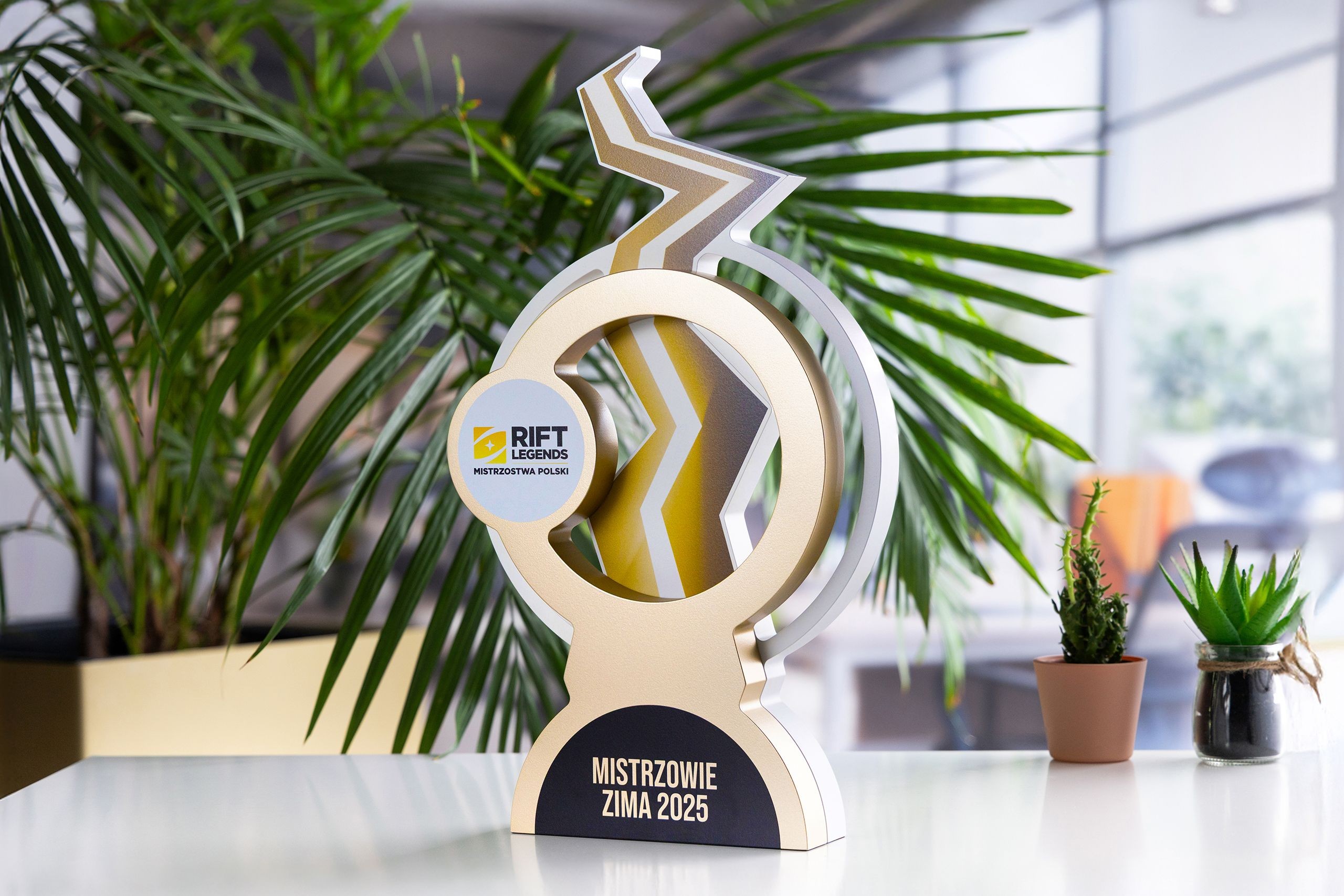 Glasso custom award
