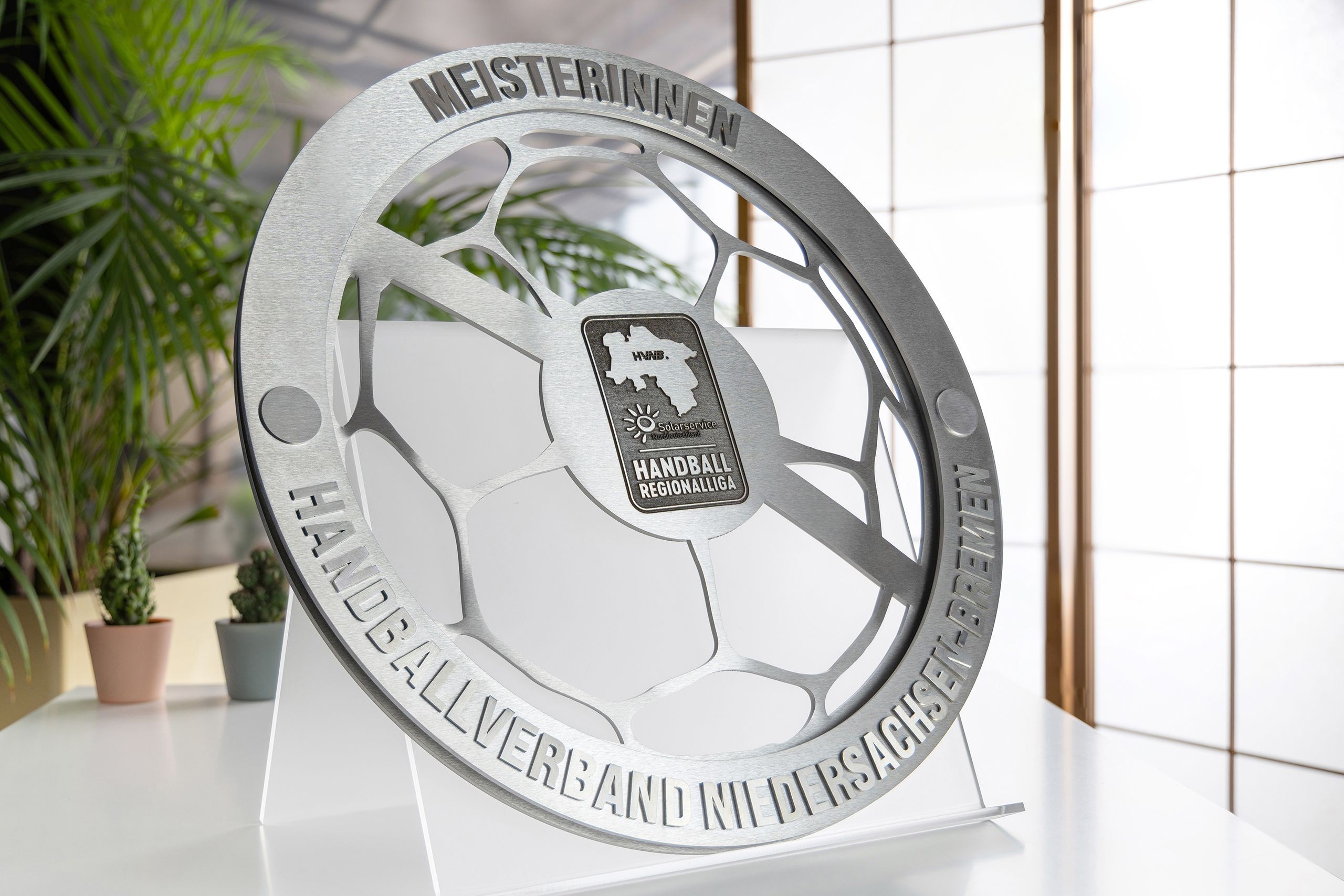 Glasso custom award