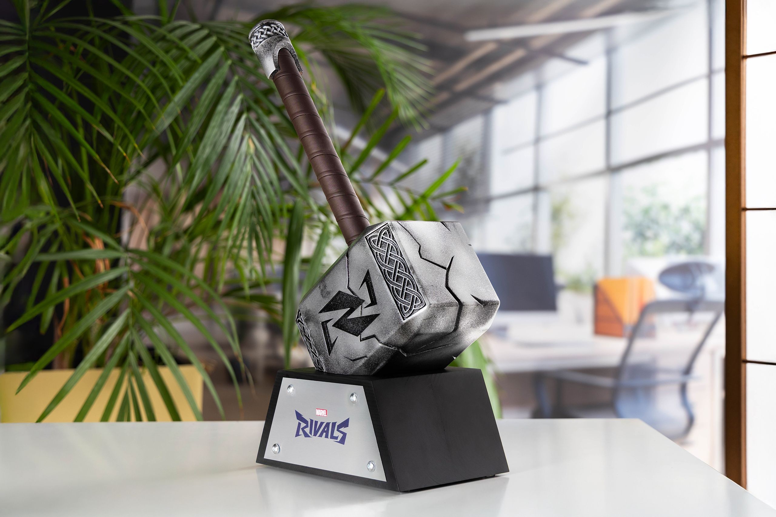 Glasso custom award