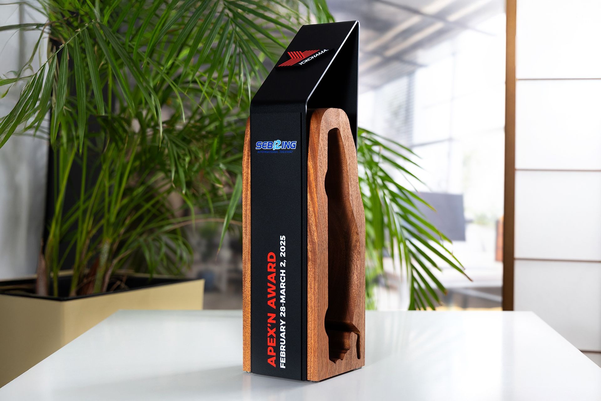 Glasso custom award
