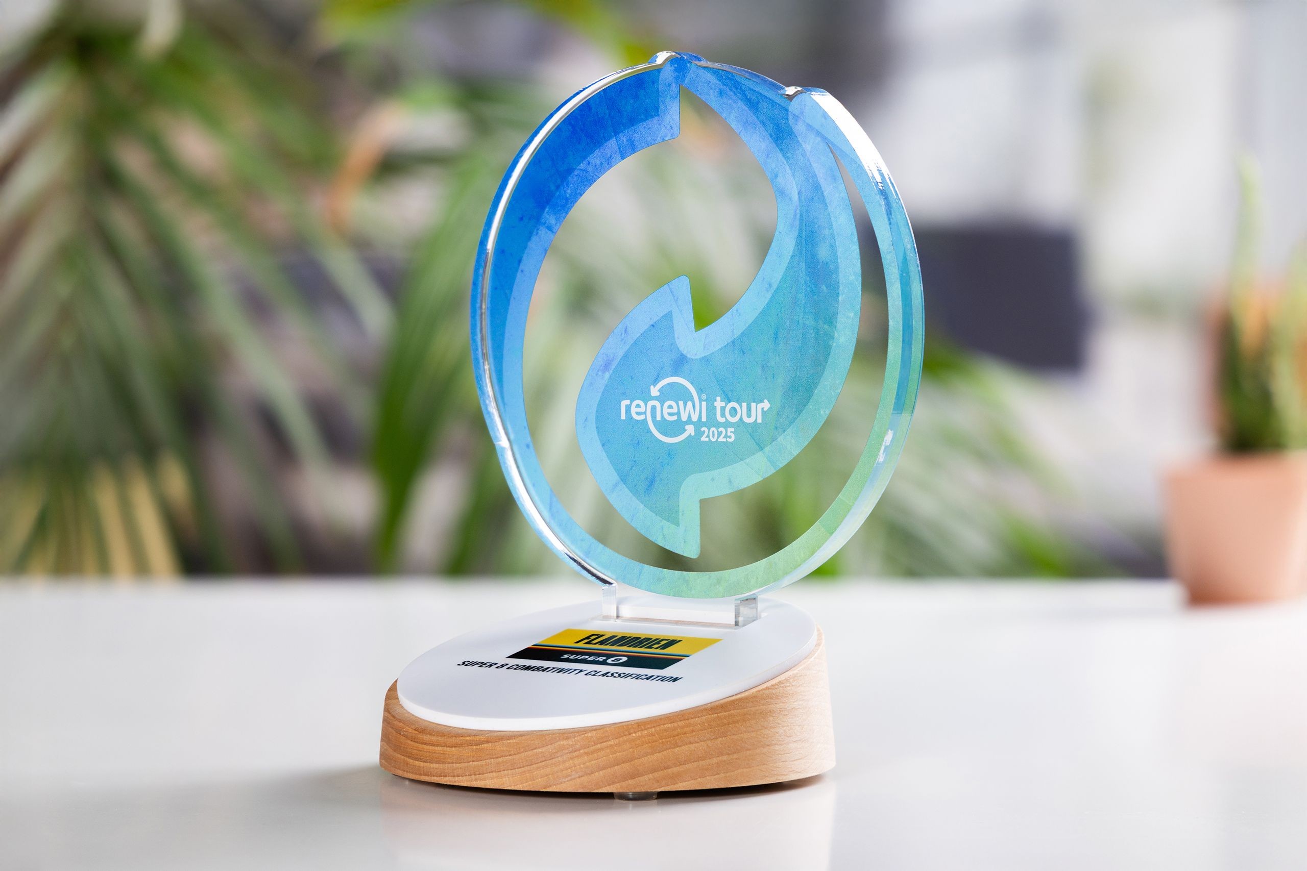 Glasso custom award