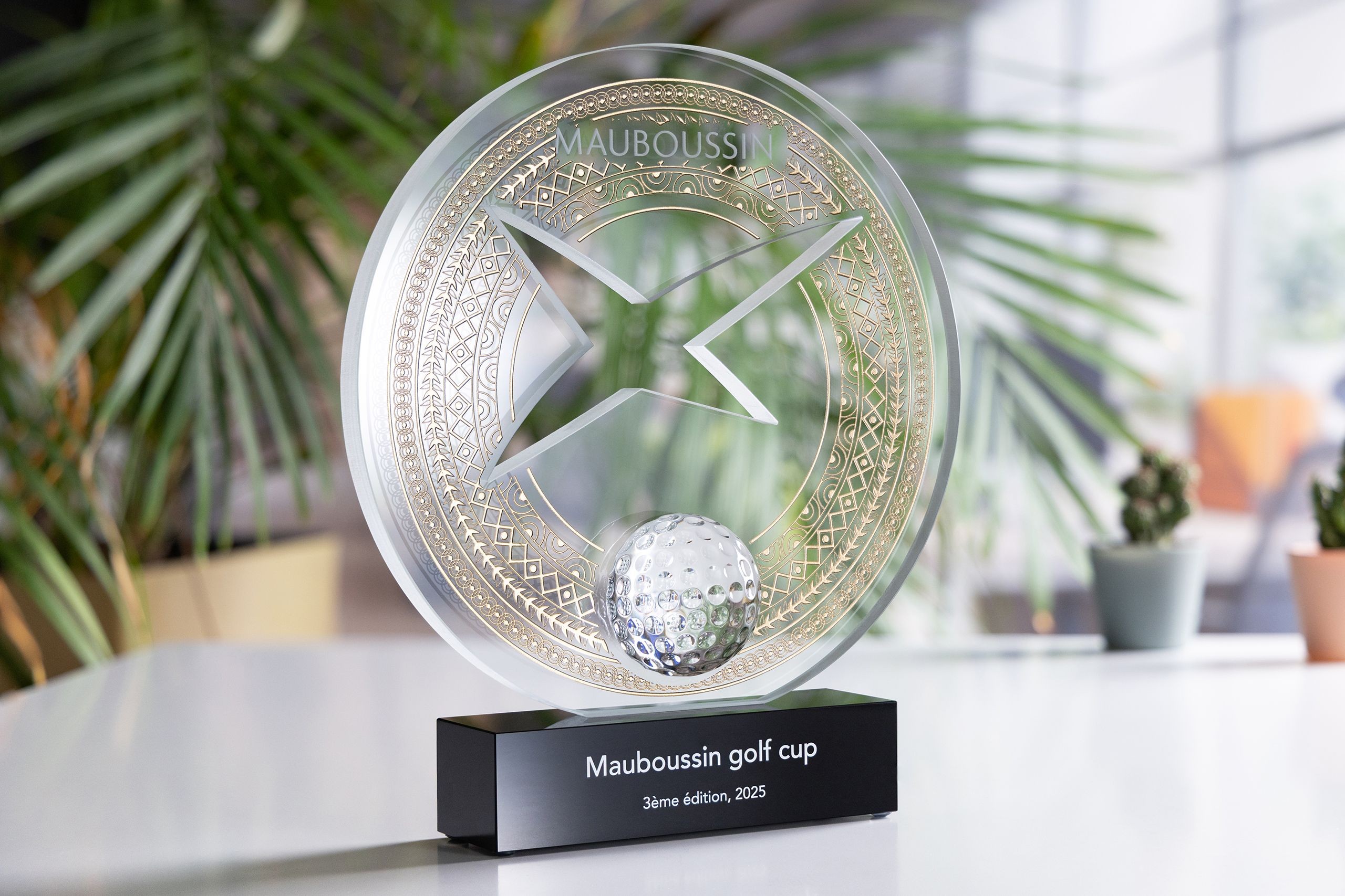 Glasso custom award