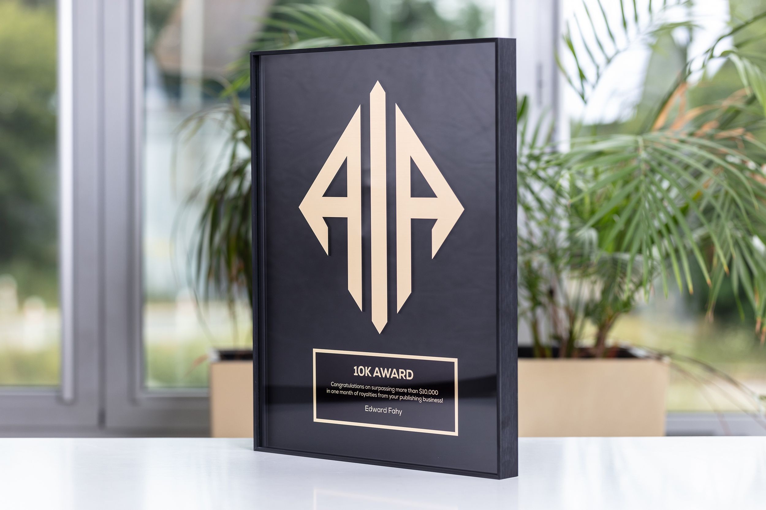 Glasso custom award