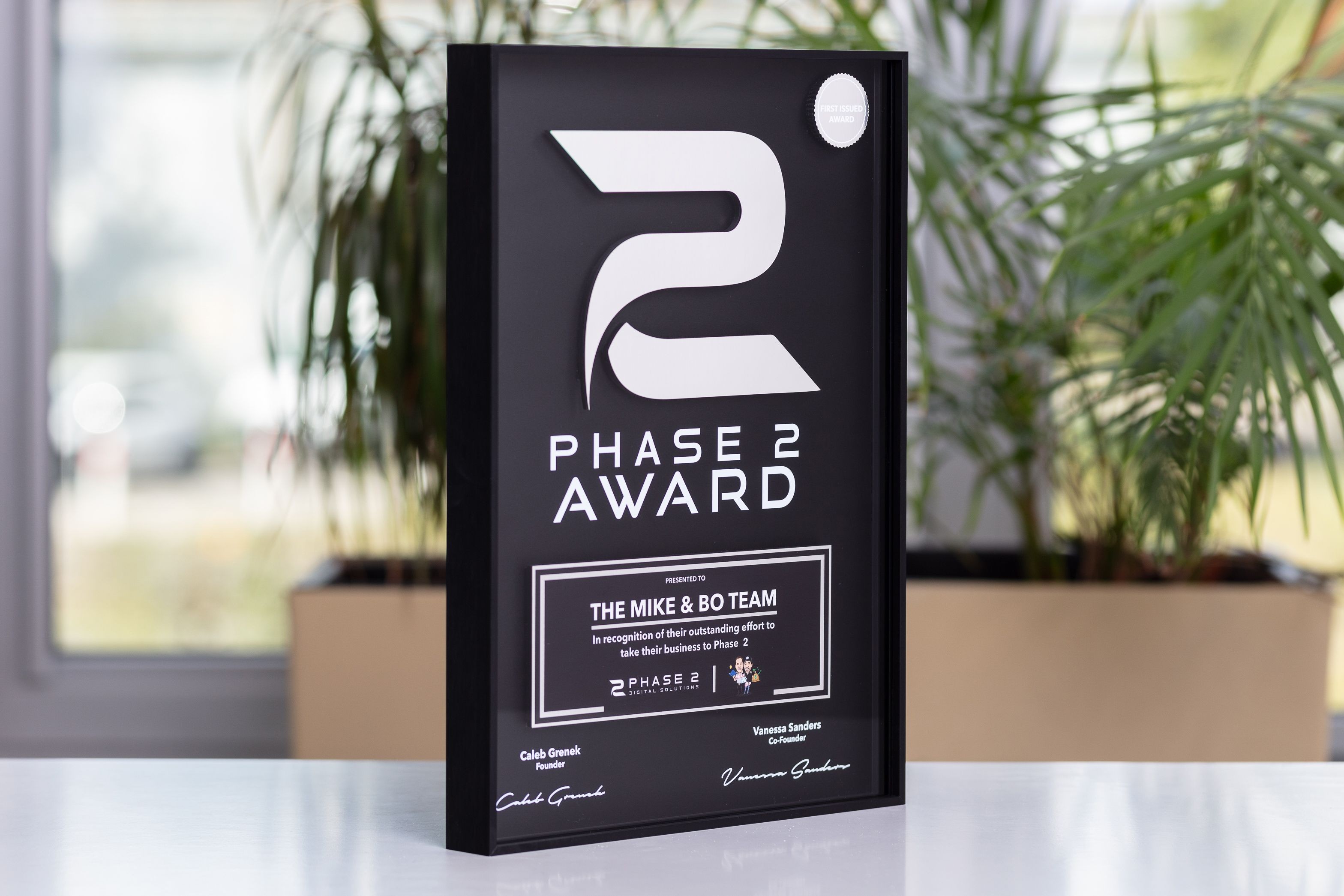 Glasso custom award