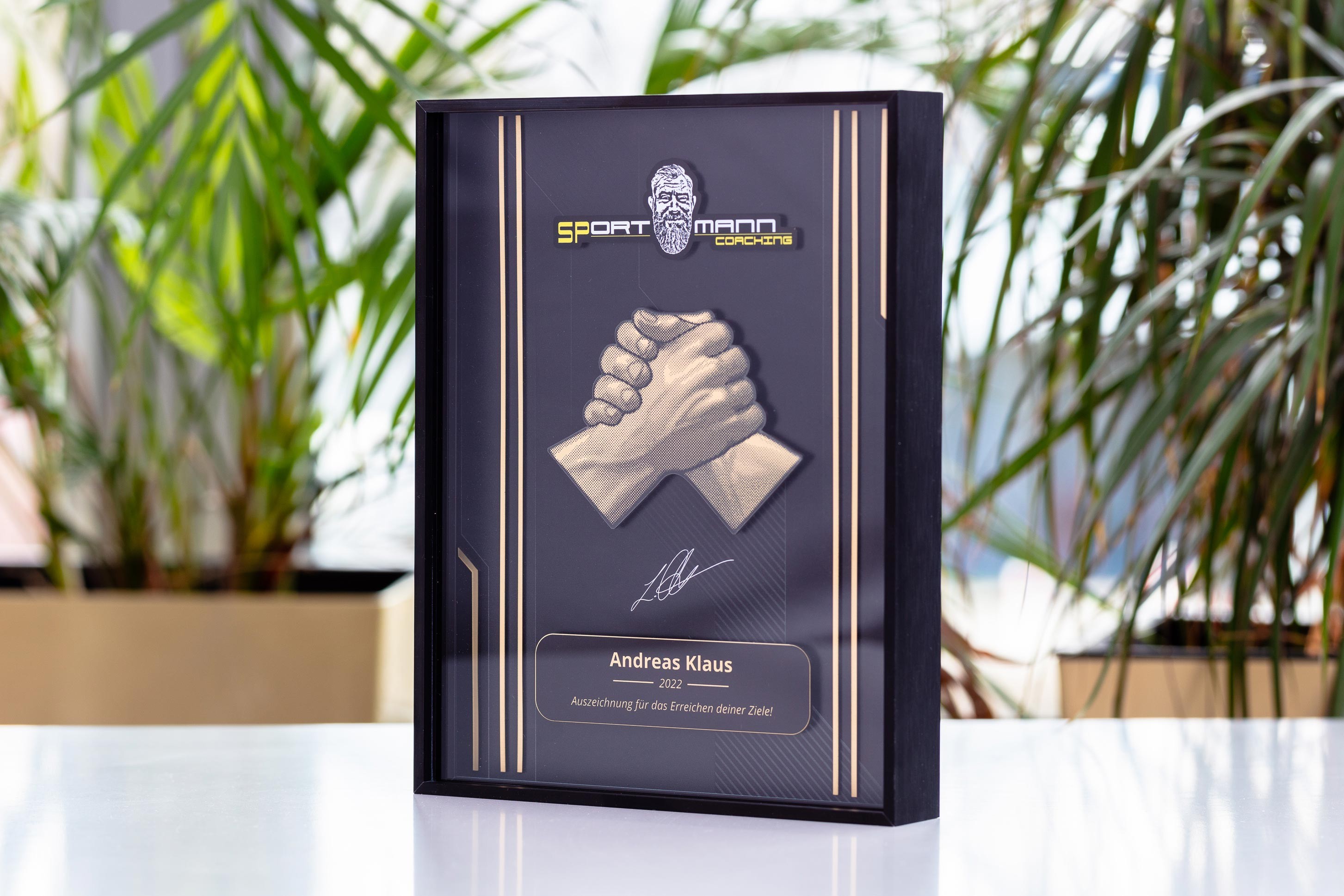 Glasso custom award