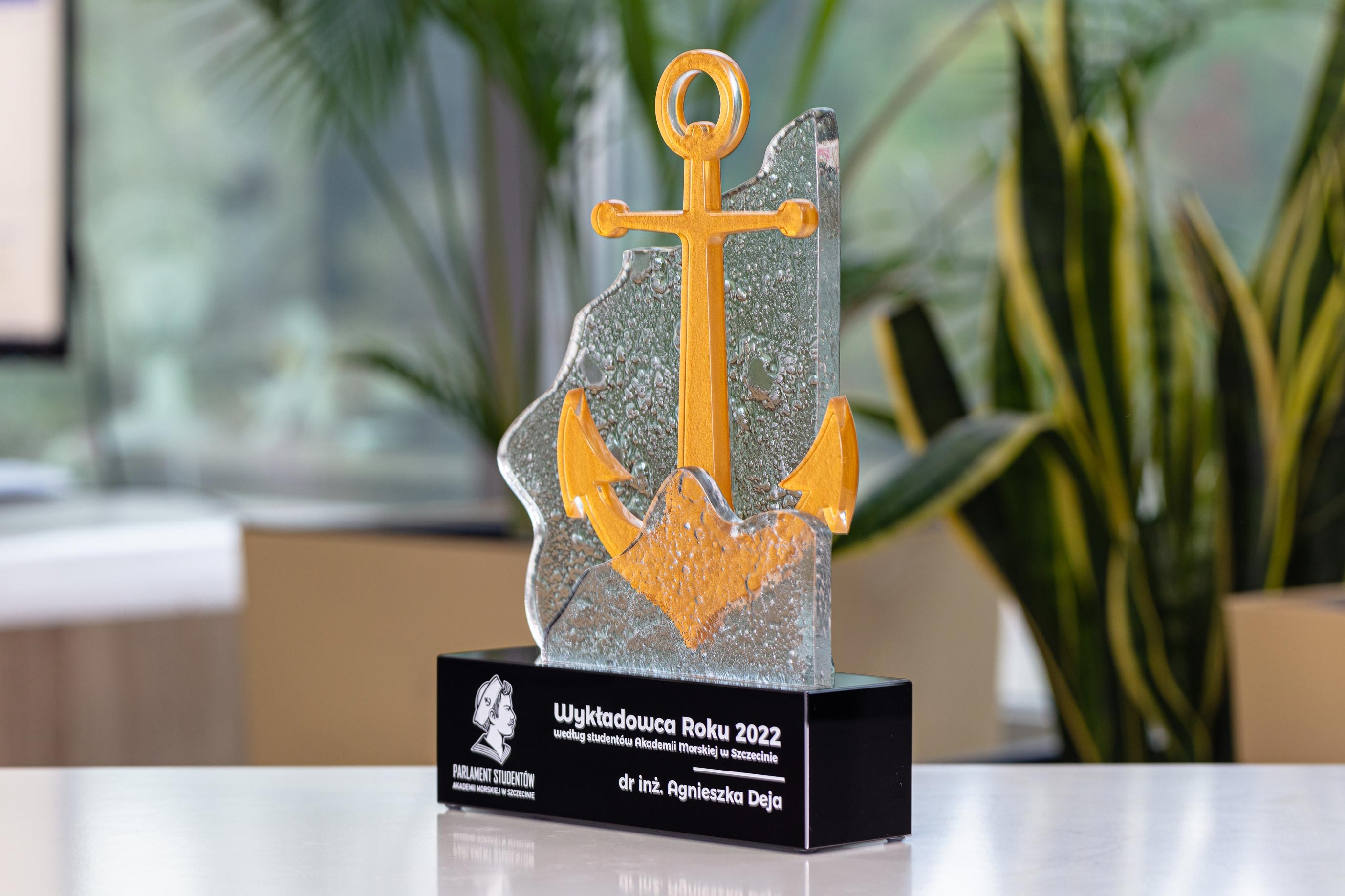 Glasso custom award