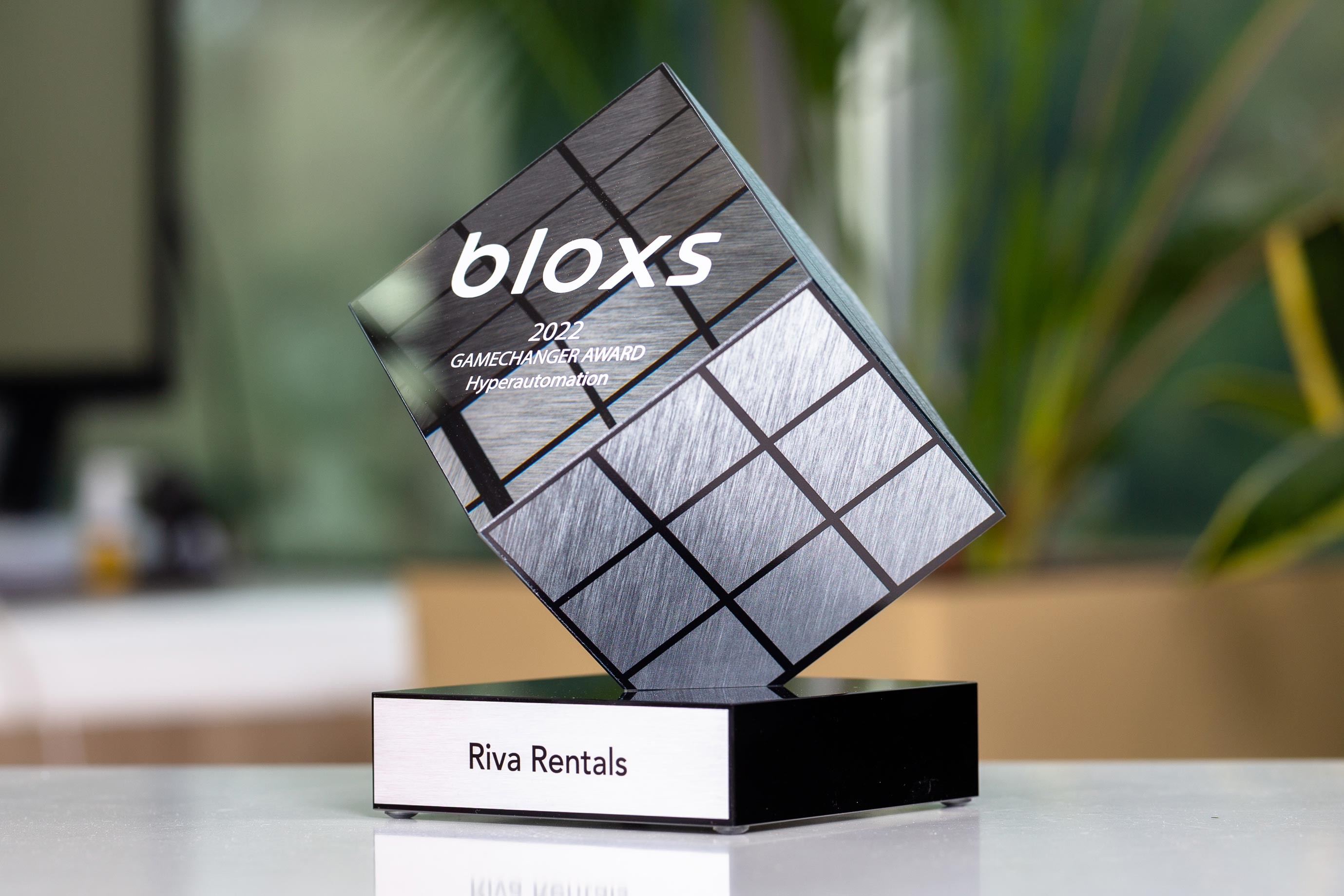 Glasso custom award