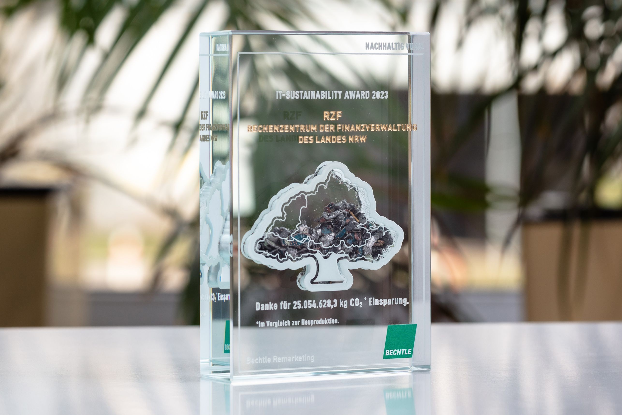 Glasso custom award