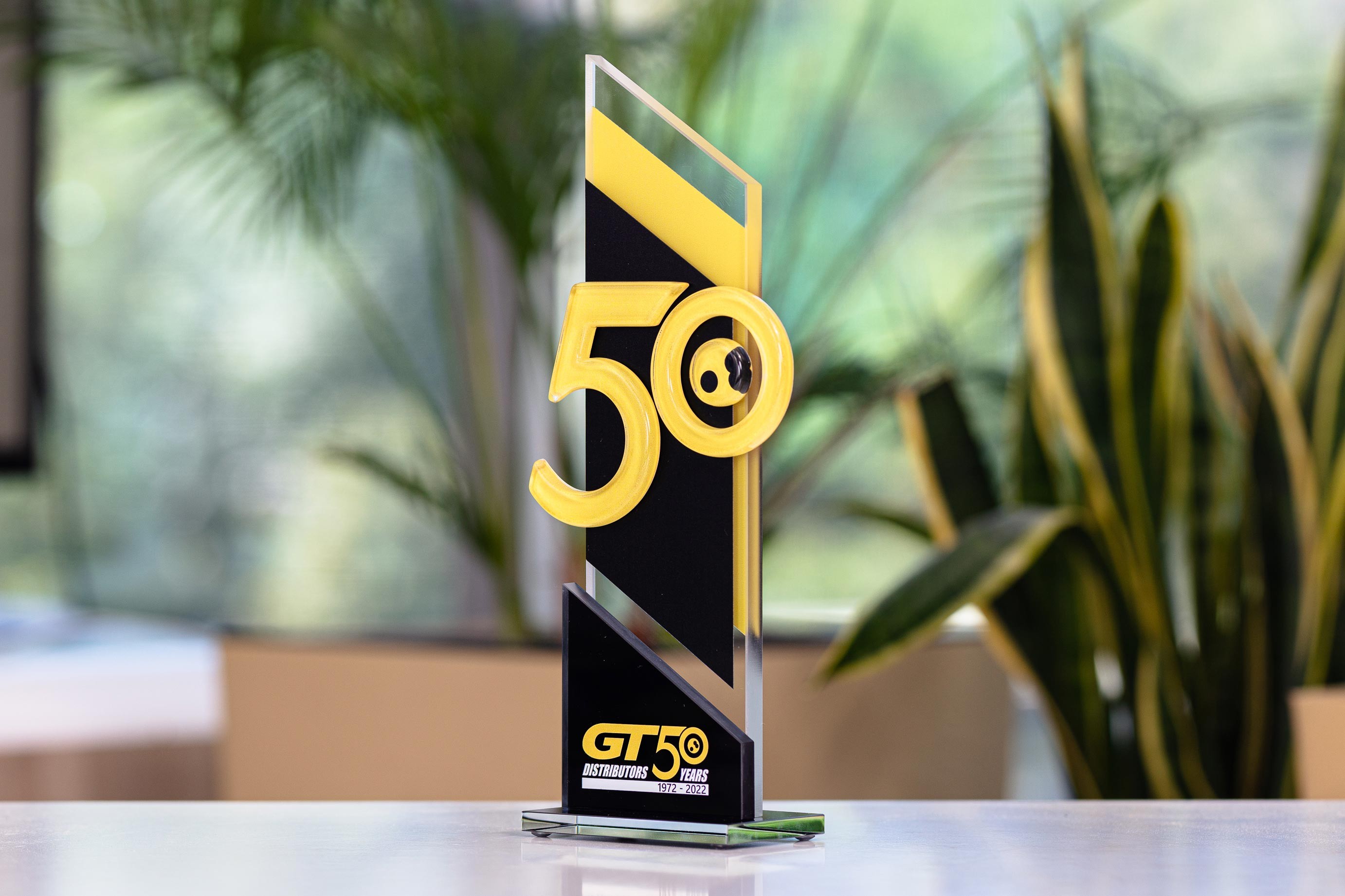 Glasso custom award