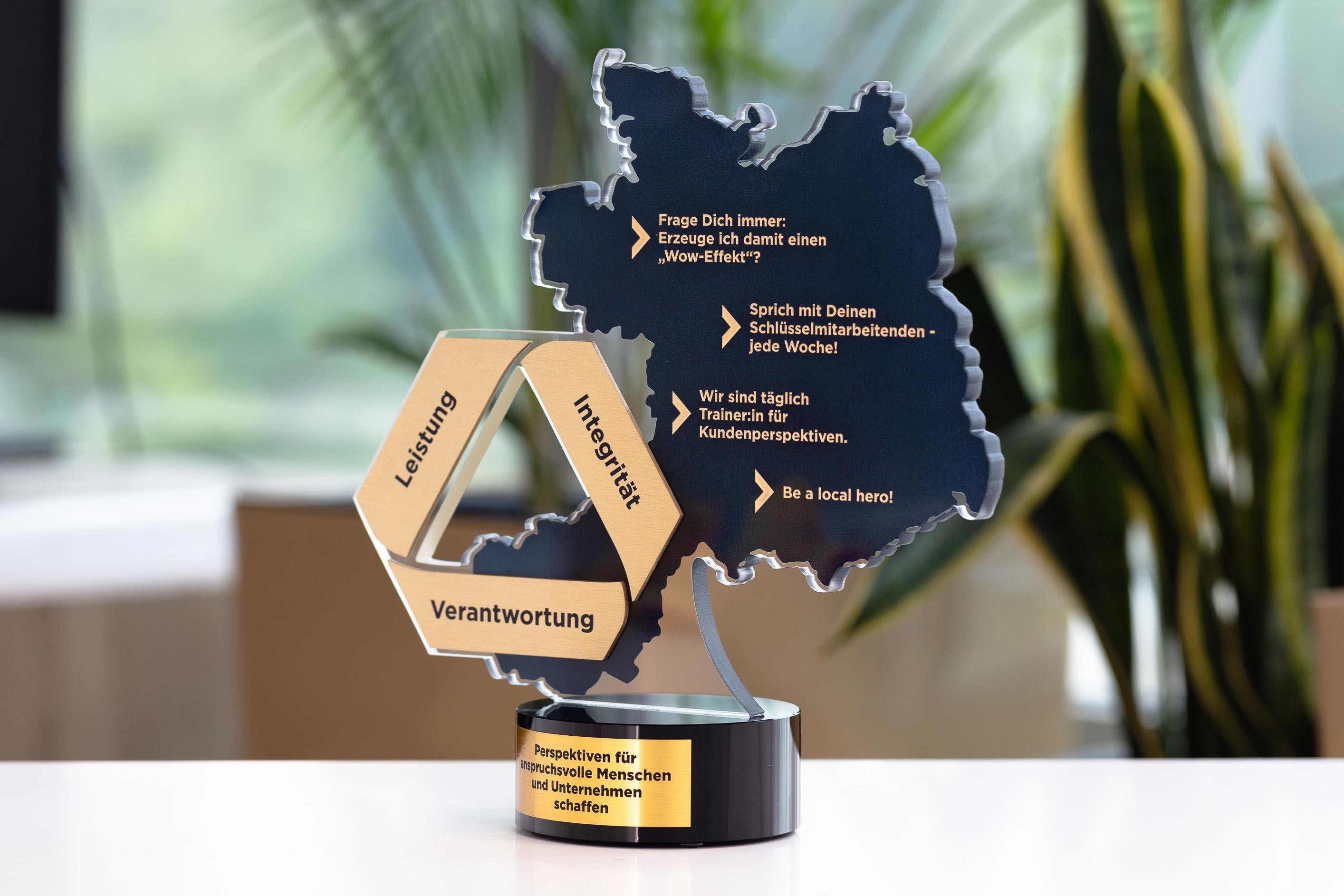 Glasso custom award