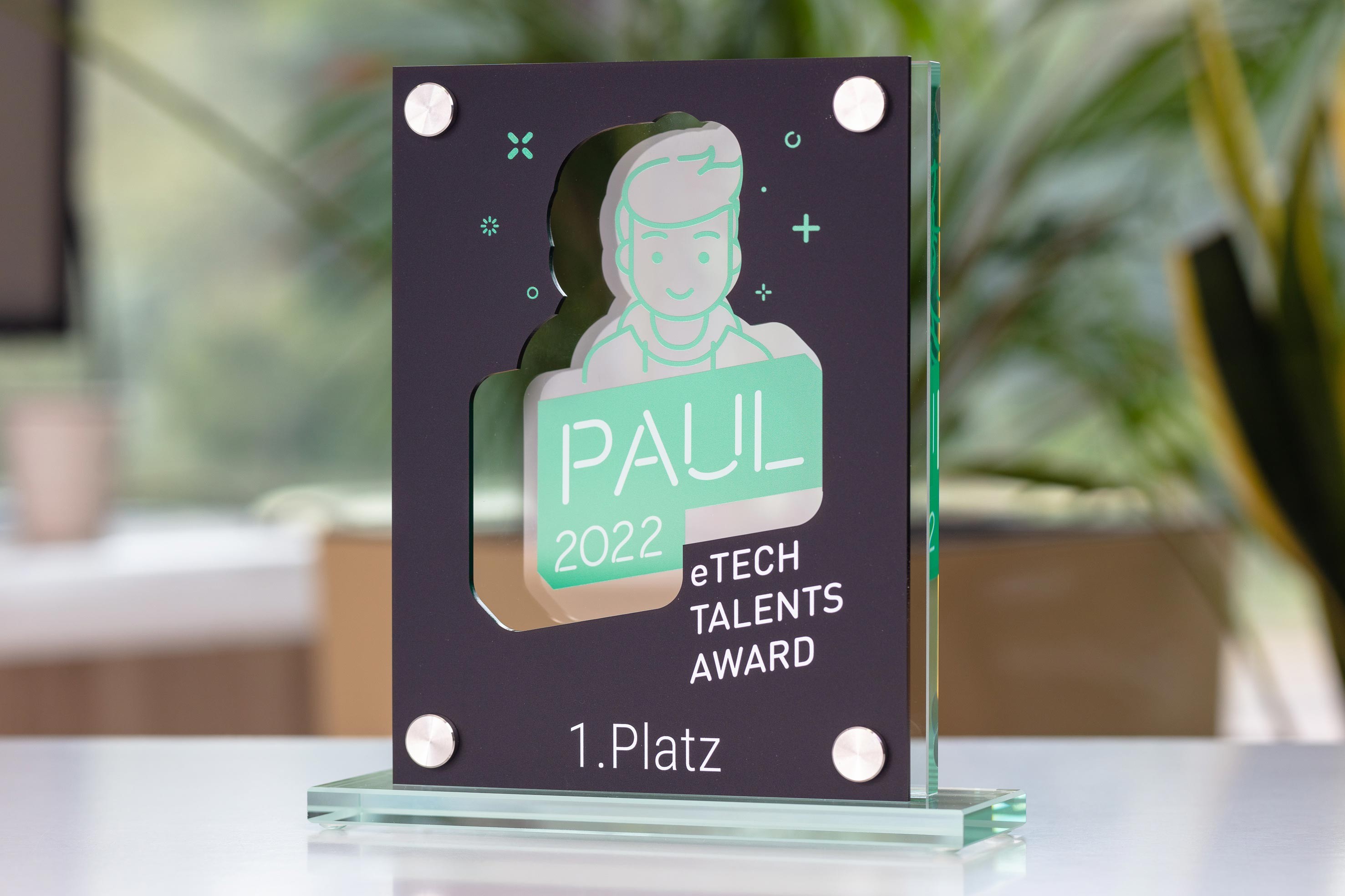 Glasso custom award