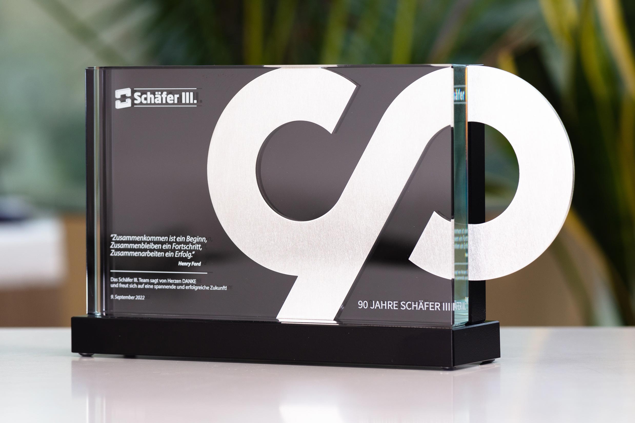 Glasso custom award