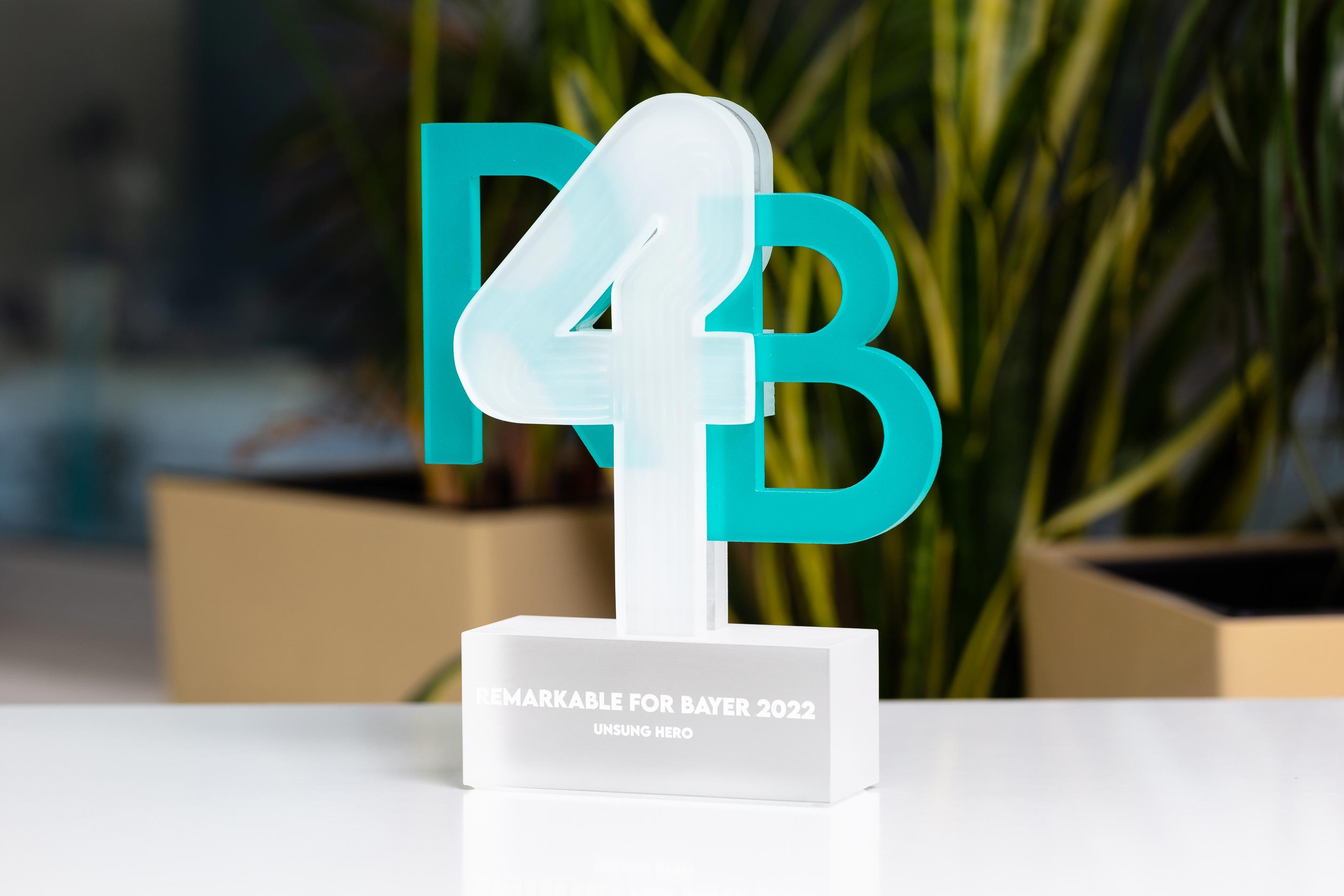 Glasso custom award