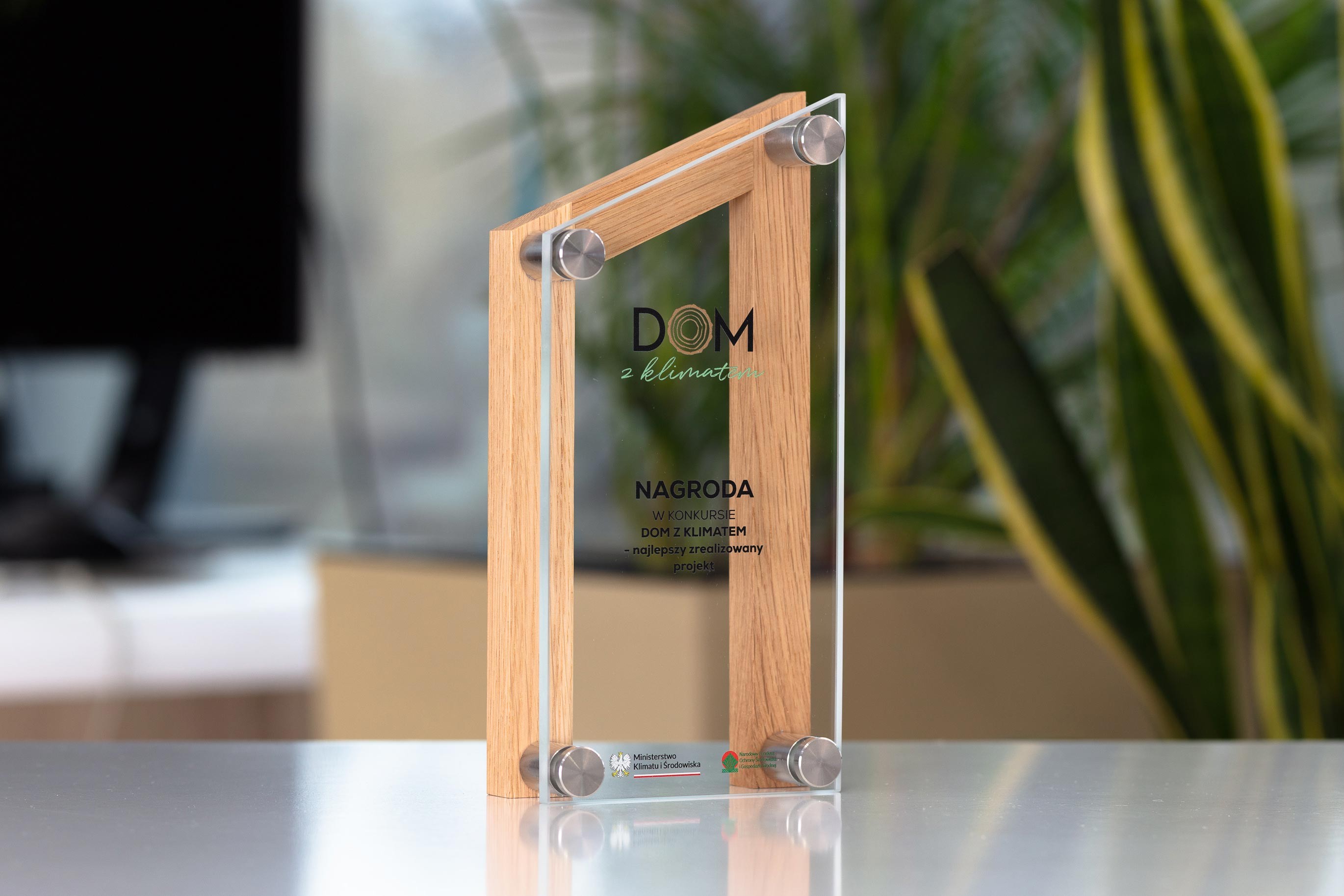Glasso custom award