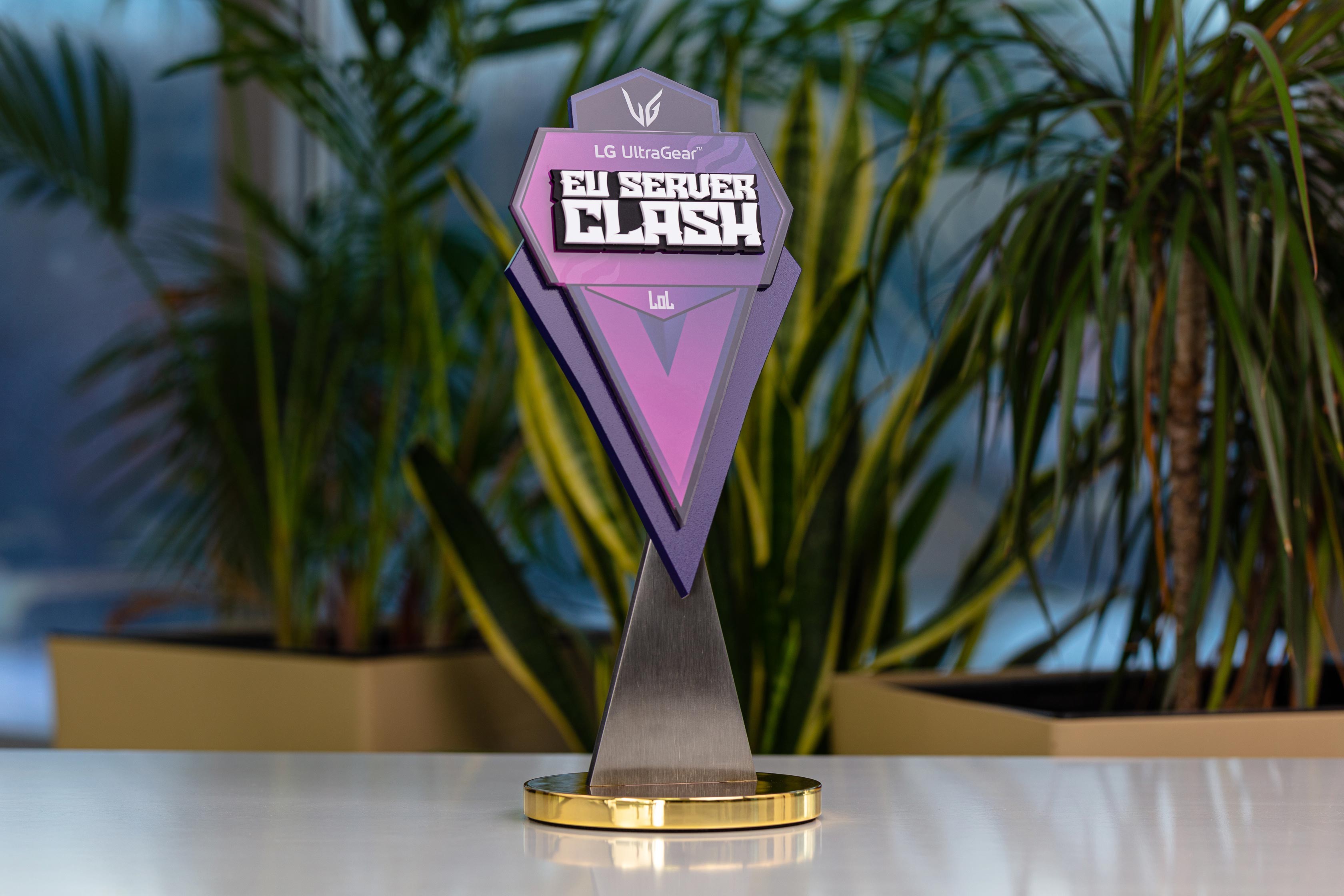 Glasso custom award