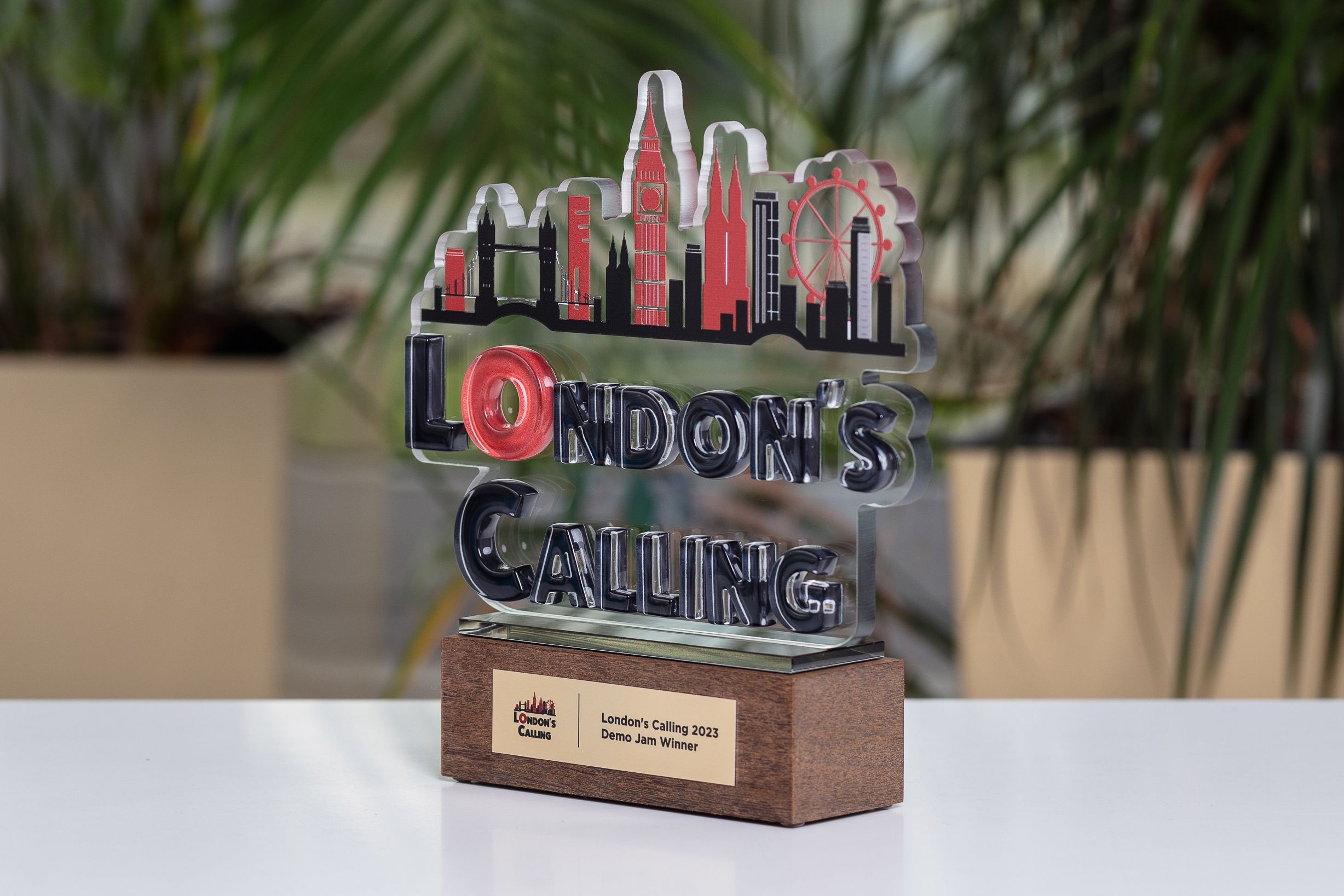 Glasso custom award