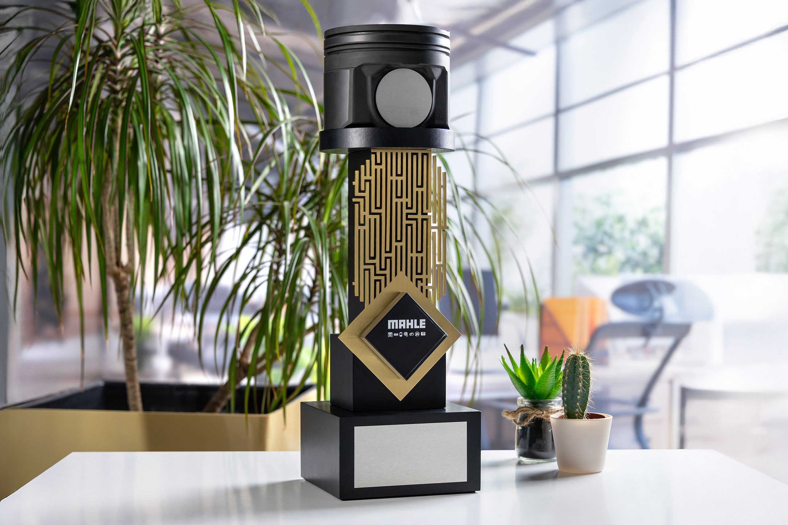 Glasso custom award