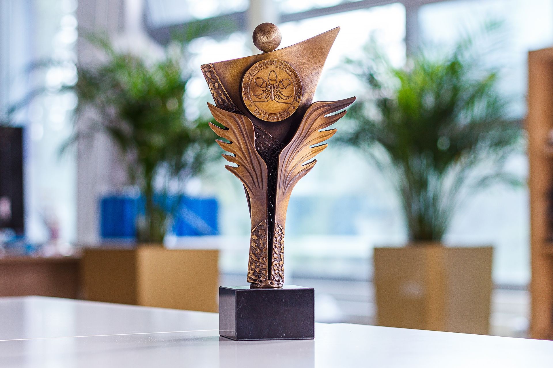 Glasso custom award