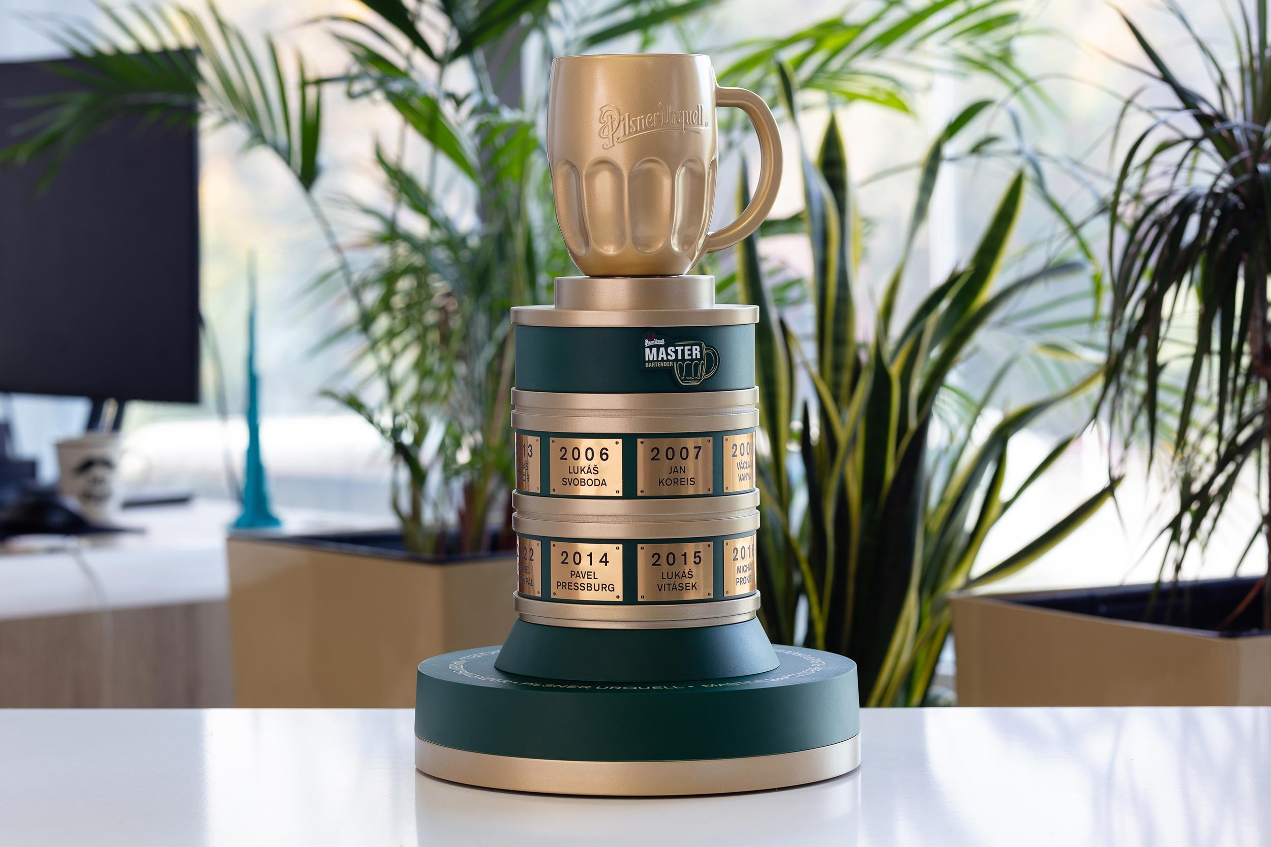 Glasso custom award